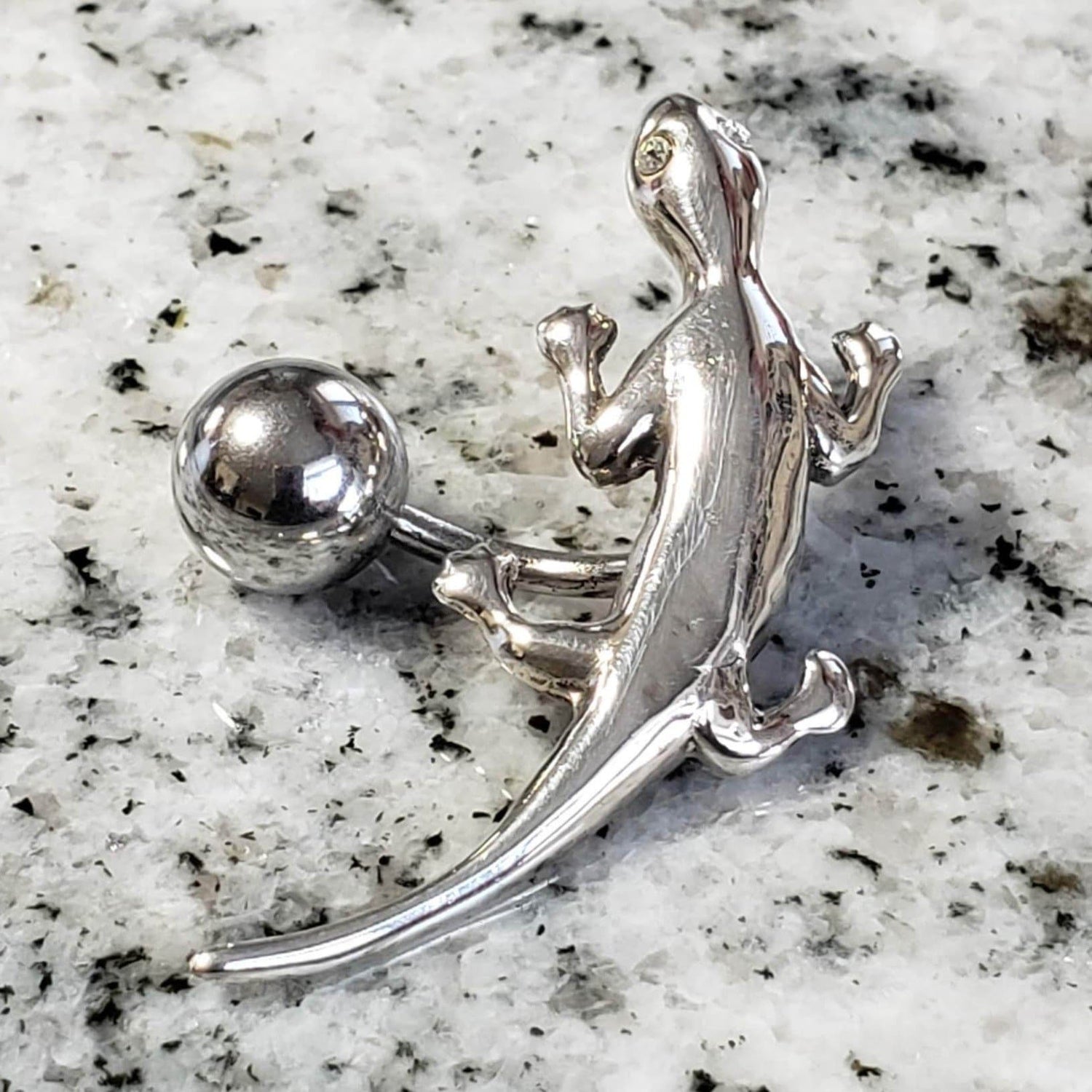 Gecko Reverse Belly Ring | Surgical Steel and 925 Silver | White Sapphire Crystal | Canagem.com