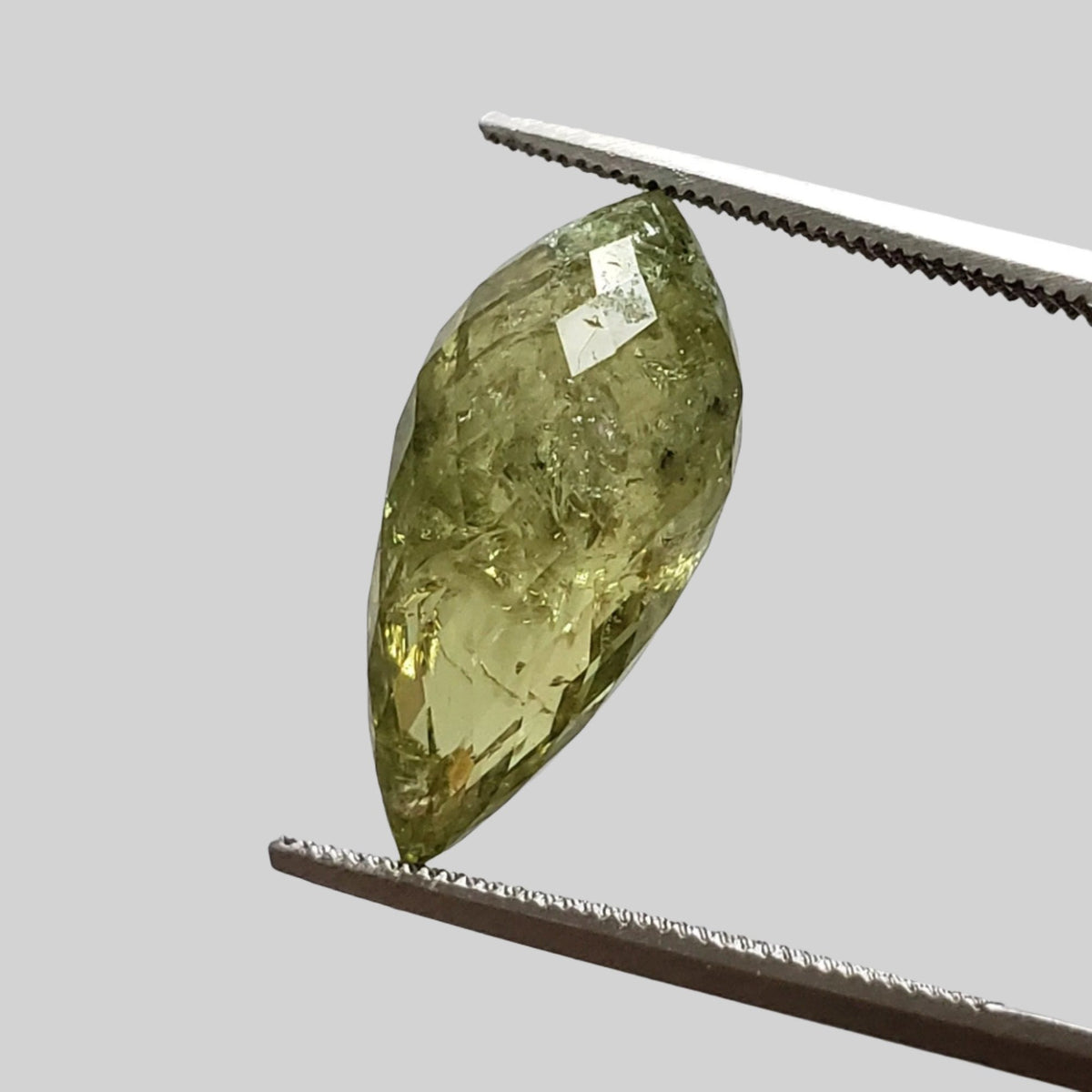  Grossular Mali Garnet | Briolette | Green | 18.5x8mm 10.10ct 