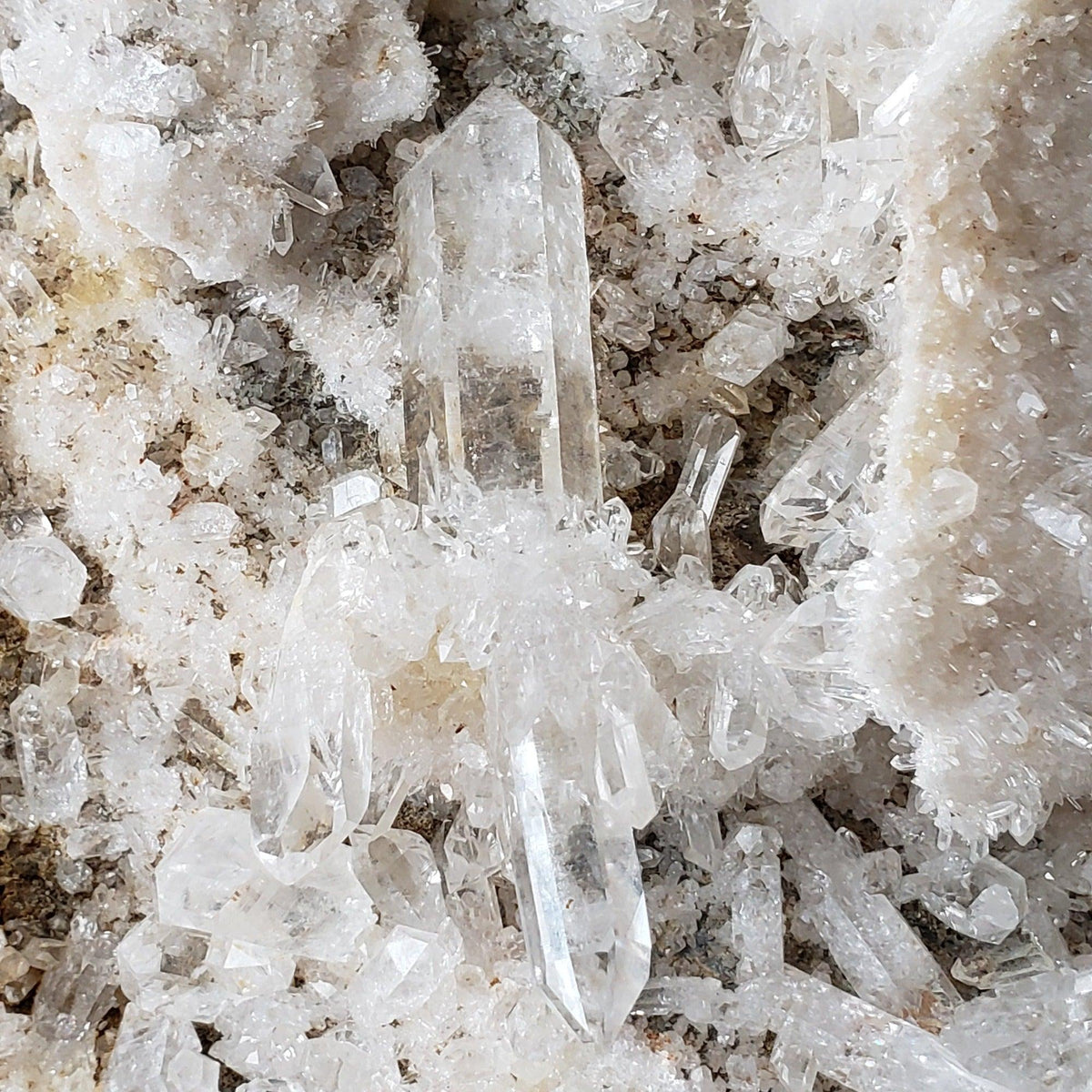 Himalayan Quartz Cluster | Multiple Clear Terminated Quartz Points | 2.4 KG | AAA Mineral | Canagem.com