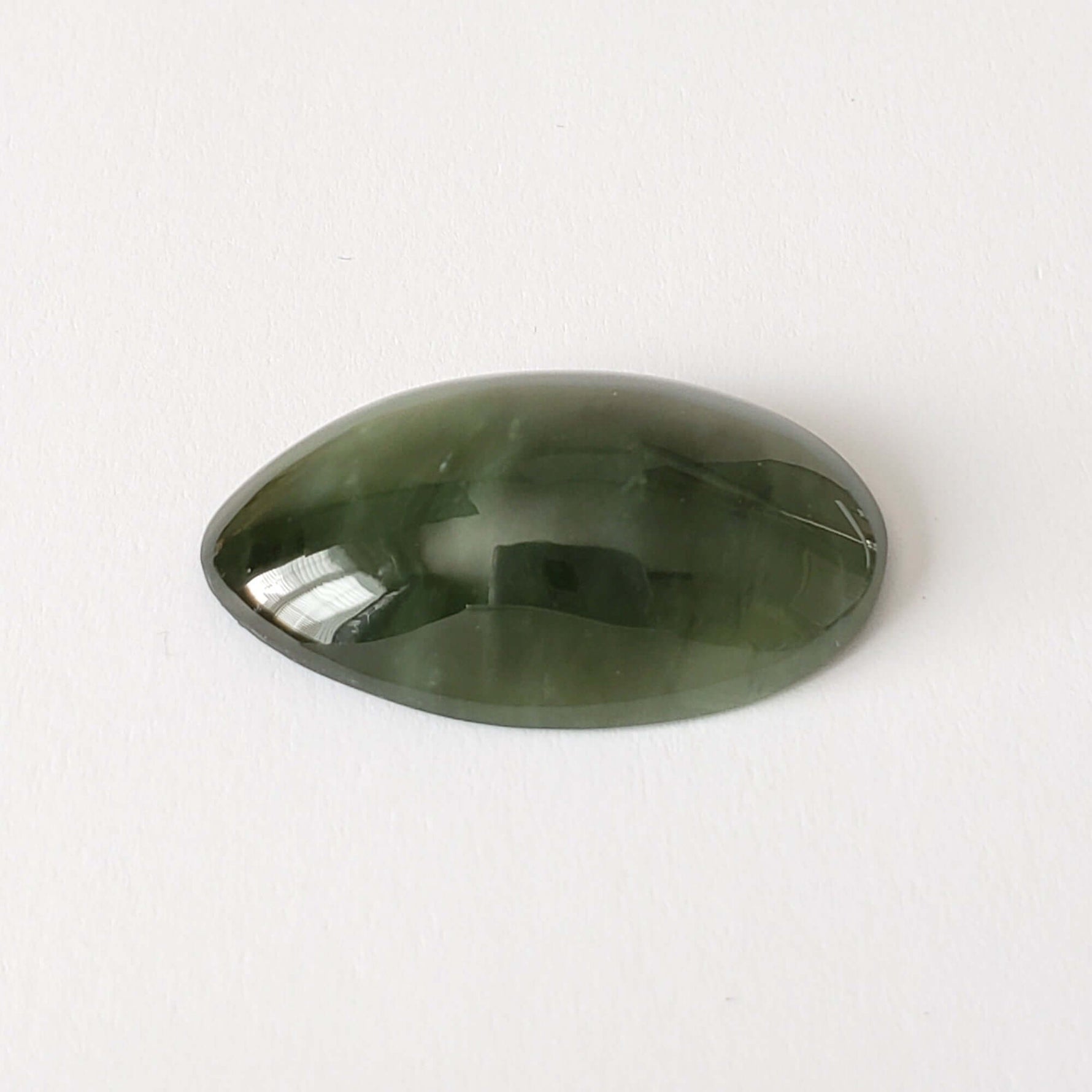  Jade | Oval Cabochon | Green Jade | 30x19 mm 31.55ct | Africa 