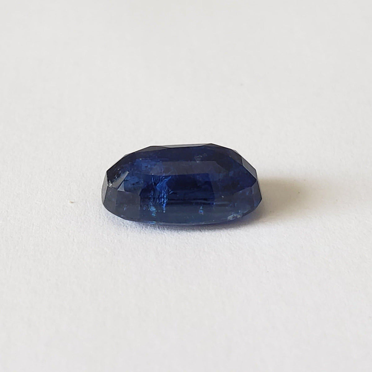 Kyanite | Oval Cut | Cornflower Blue | 12.4x7.9mm 5.6ct | Nepal