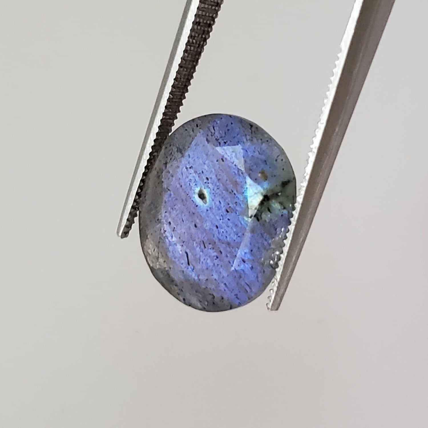 Labradorite | Faceted Oval Cut | Natural Gray Rainbow | 14x12mm 7.3ct | Africa