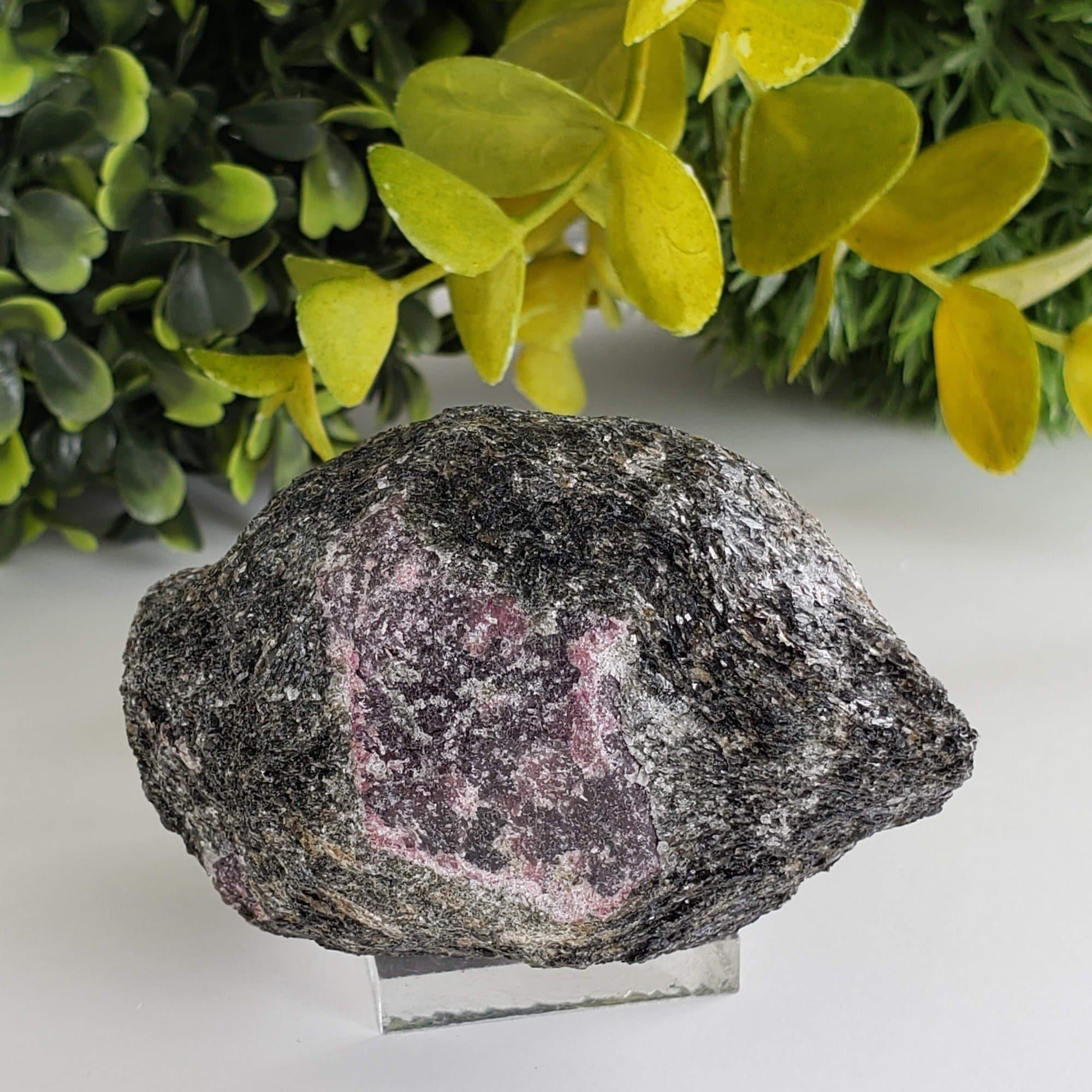 Large garnet deals stone