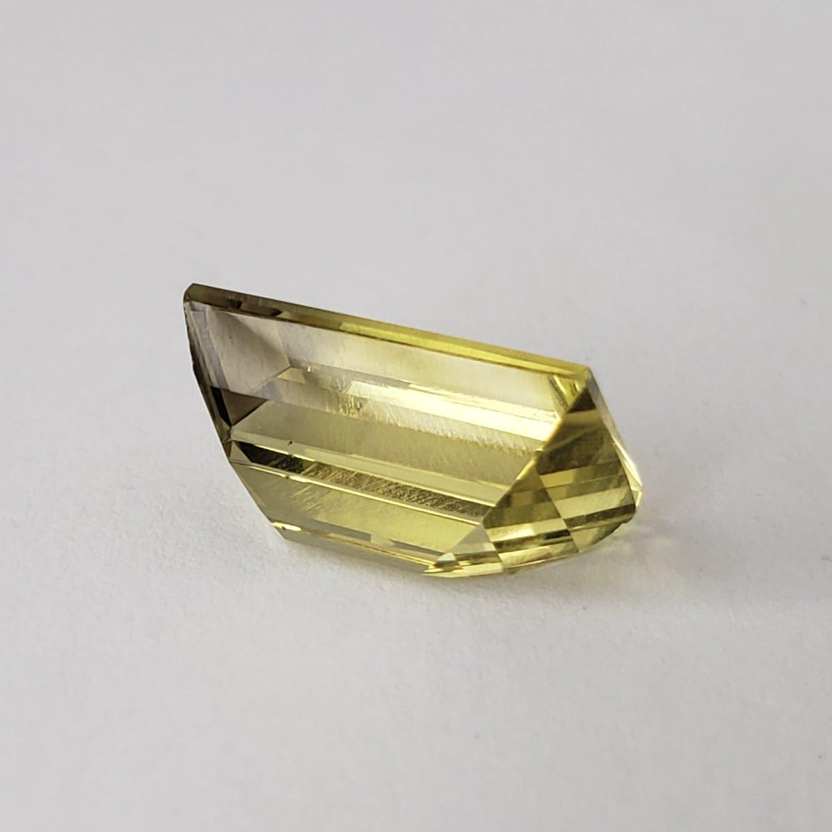 Lemon Quartz | Baguette Cut | Greenish Yellow | 13.5x9mm 7.10ct