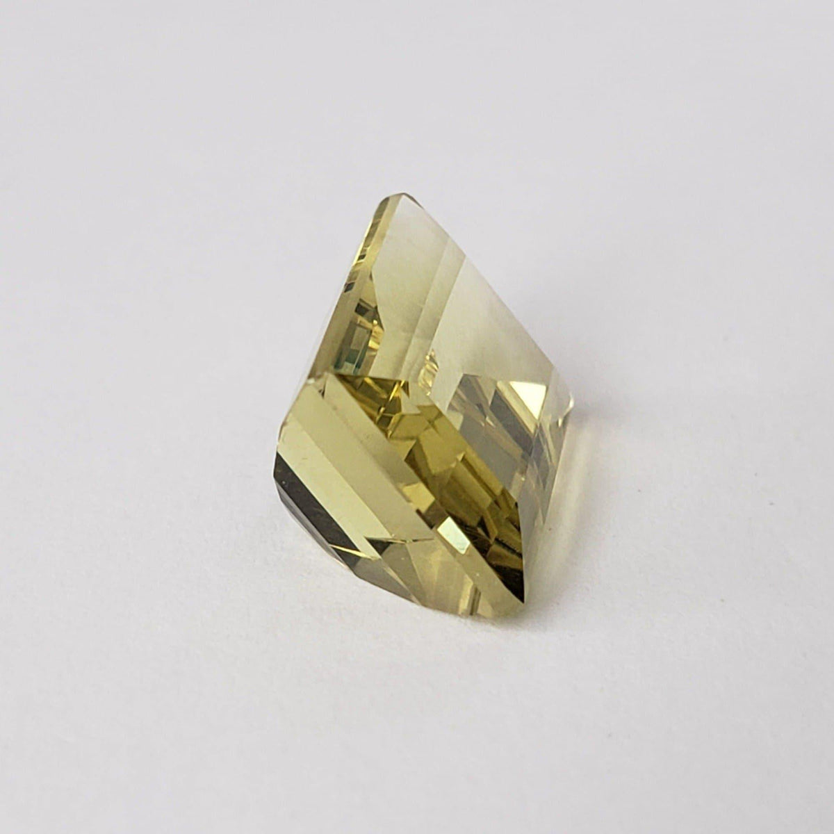 Lemon Quartz | Baguette Cut | Greenish Yellow | 13.5x9mm 7.10ct