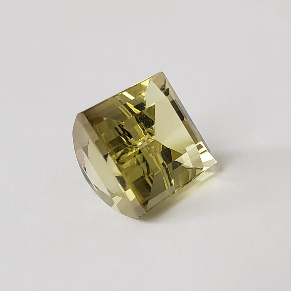 Lemon Quartz | Baguette Cut | Greenish Yellow | 13x11mm 9.88ct