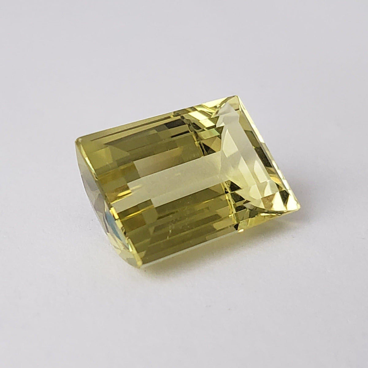 Lemon Quartz | Baguette Cut | Lime Green | 16.7x10.8mm 11.44ct