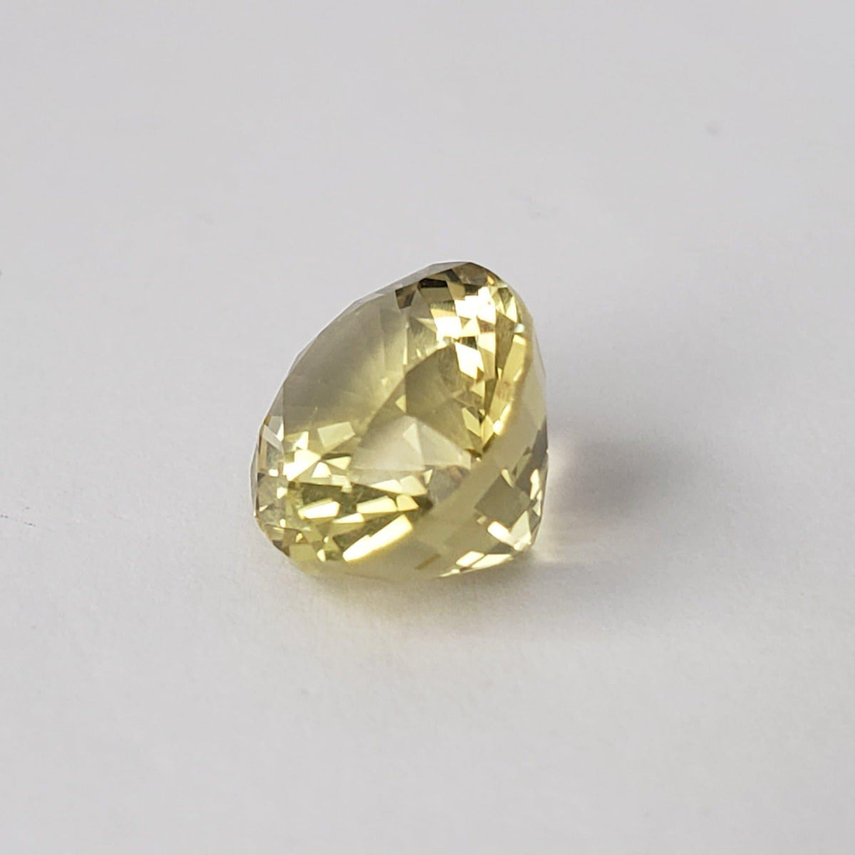 Lemon Quartz | Faceted Oval Cut | Greenish Yellow | 13x11mm