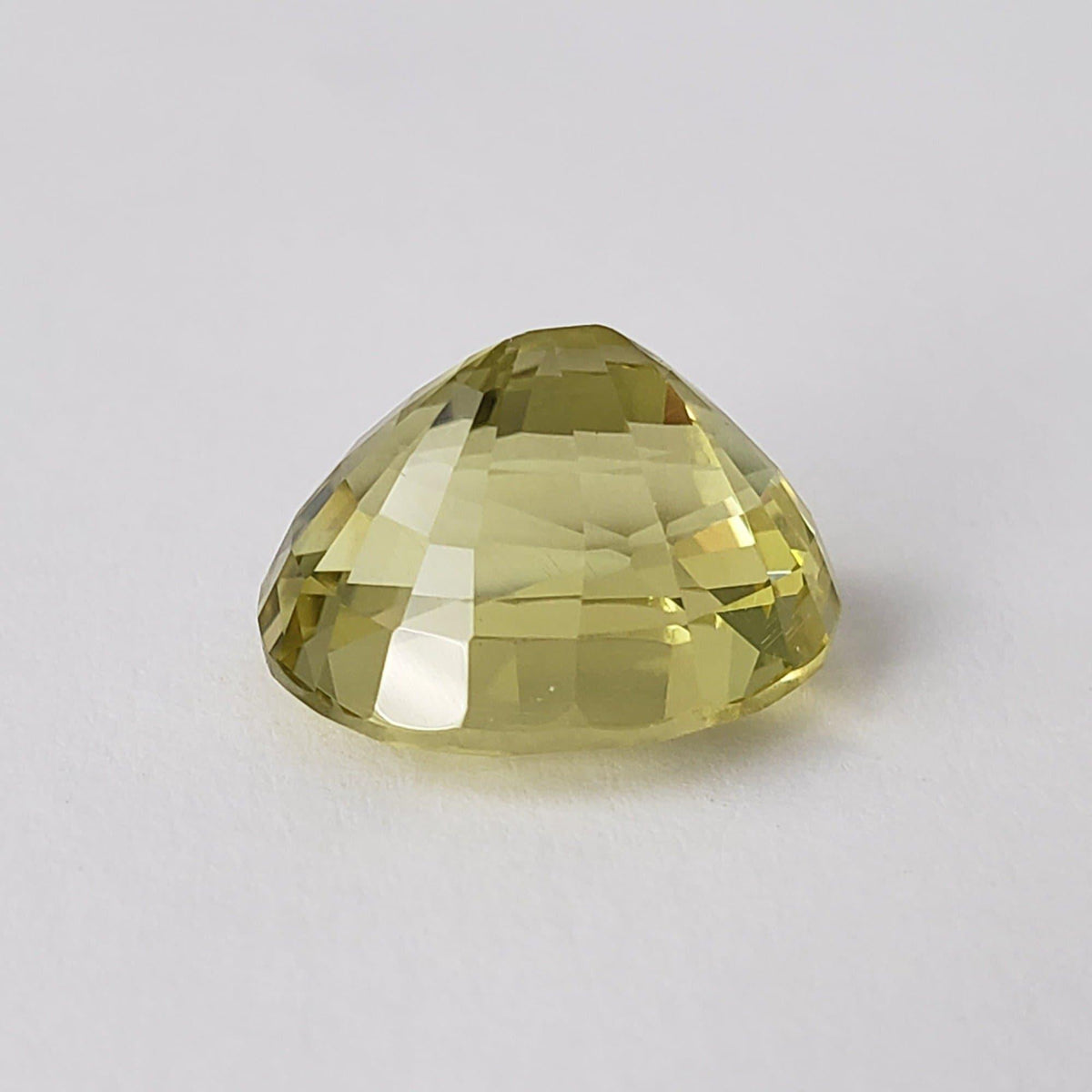 Lemon Quartz | Faceted Oval Cut | Greenish Yellow | 14x12mm 9.04ct