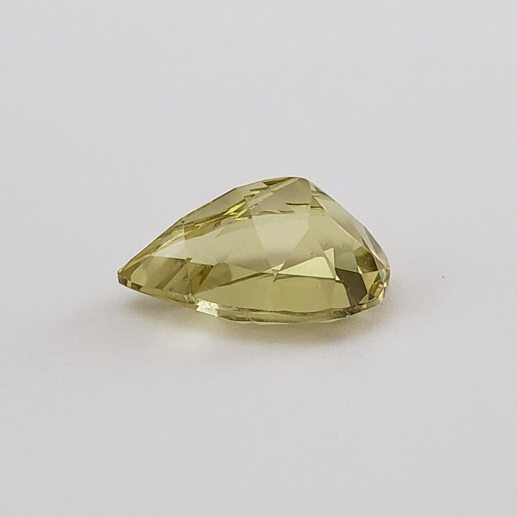 Lemon Quartz | Pear Shape Cut | Greenish Yellow | 16.5x11mm 7.4ct