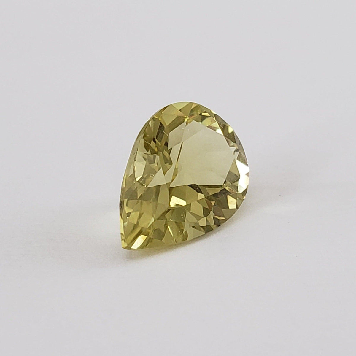  Lemon Quartz | Pear Shape Cut | Greenish Yellow | 16.5x11mm 7.4ct 