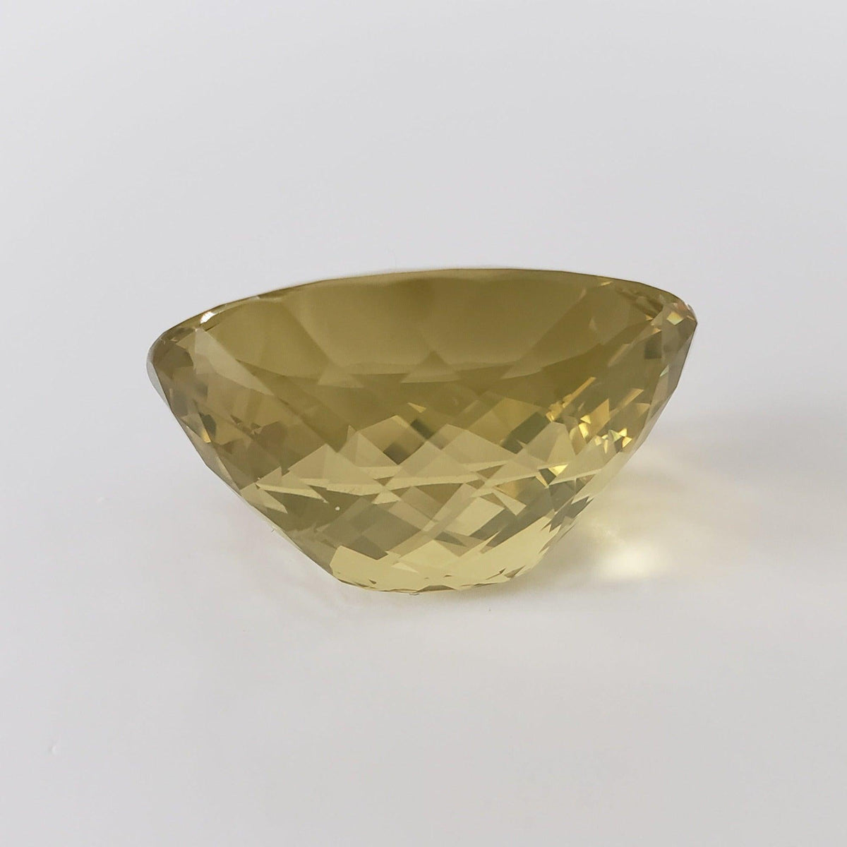  Lemon Quartz | Unheated Natural | Oval Cut | 35x28mm 105.25ct 