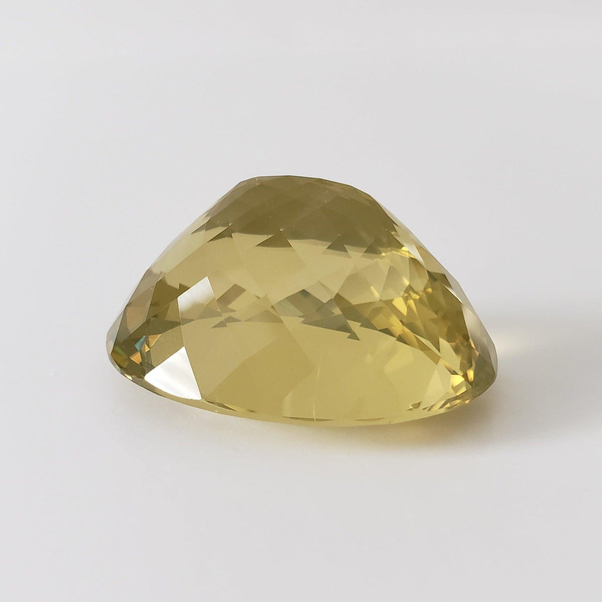  Lemon Quartz | Unheated Natural | Oval Cut | 35x28mm 105.25ct 