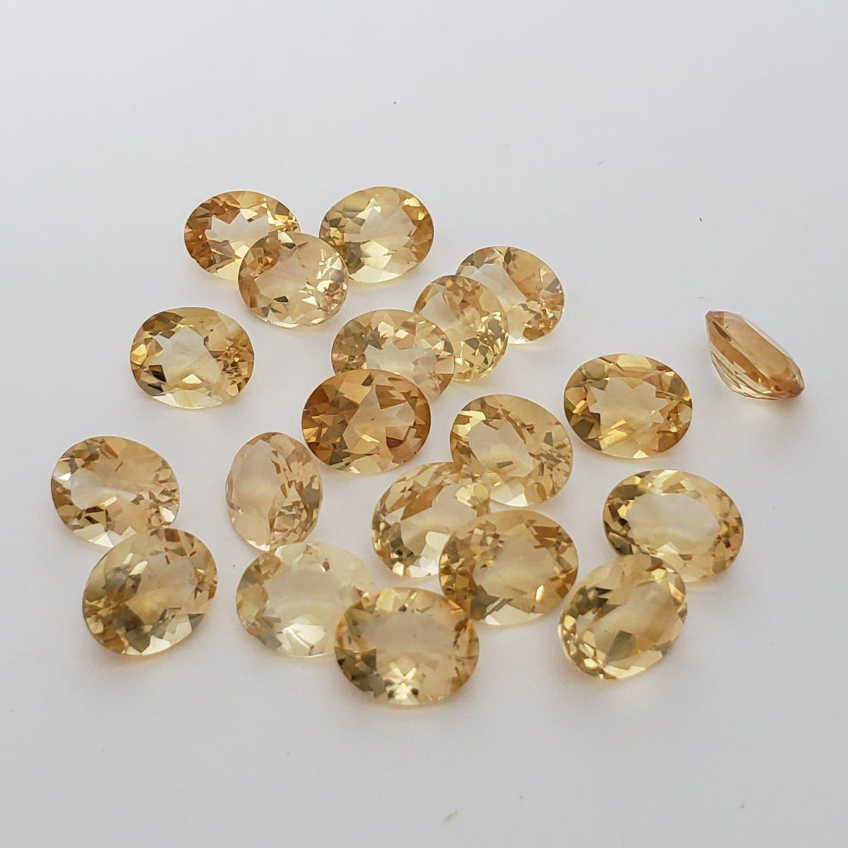 Madeira Citrine | Oval Cut | Golden Yellow | 10x8mm