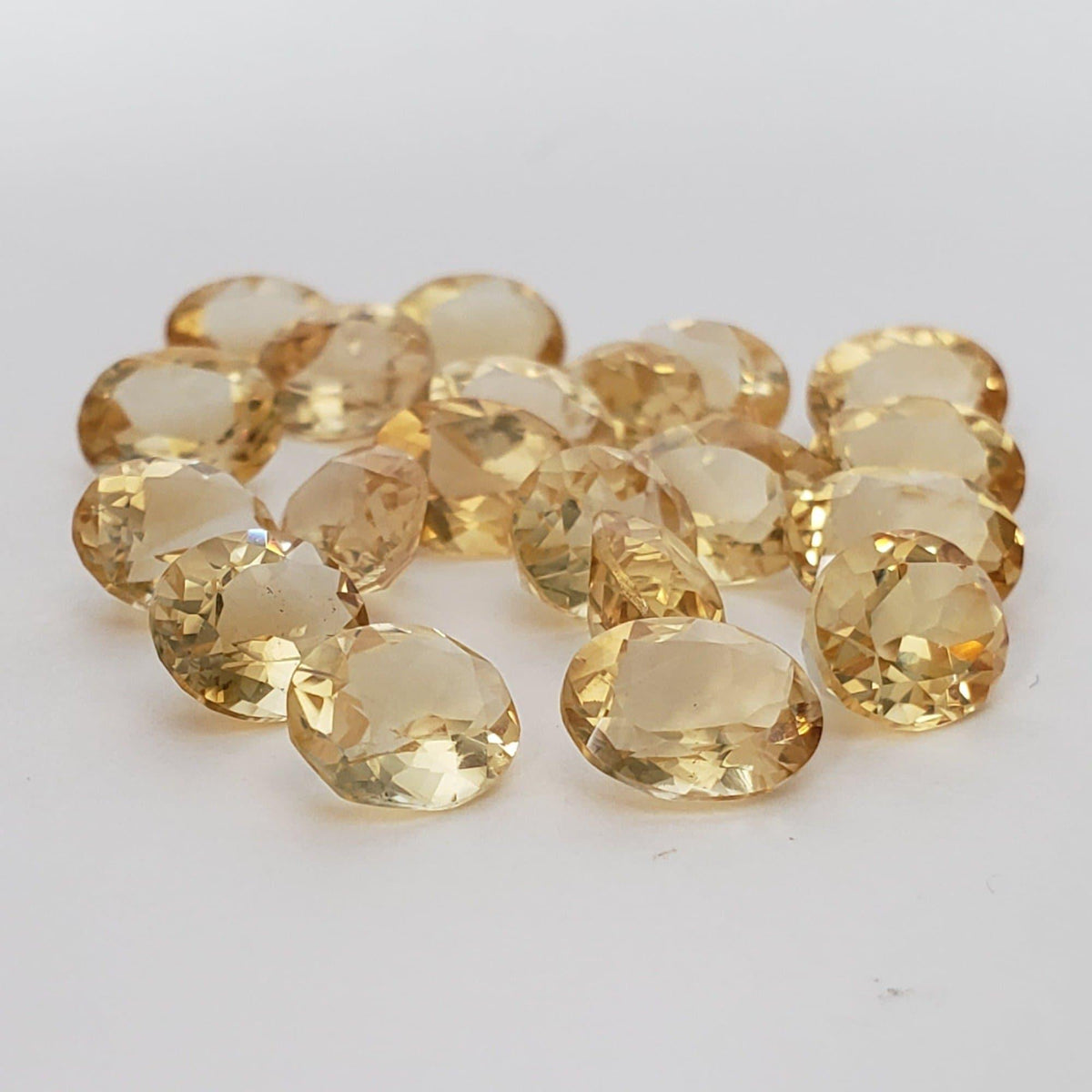 Madeira Citrine | Oval Cut | Golden Yellow | 10x8mm