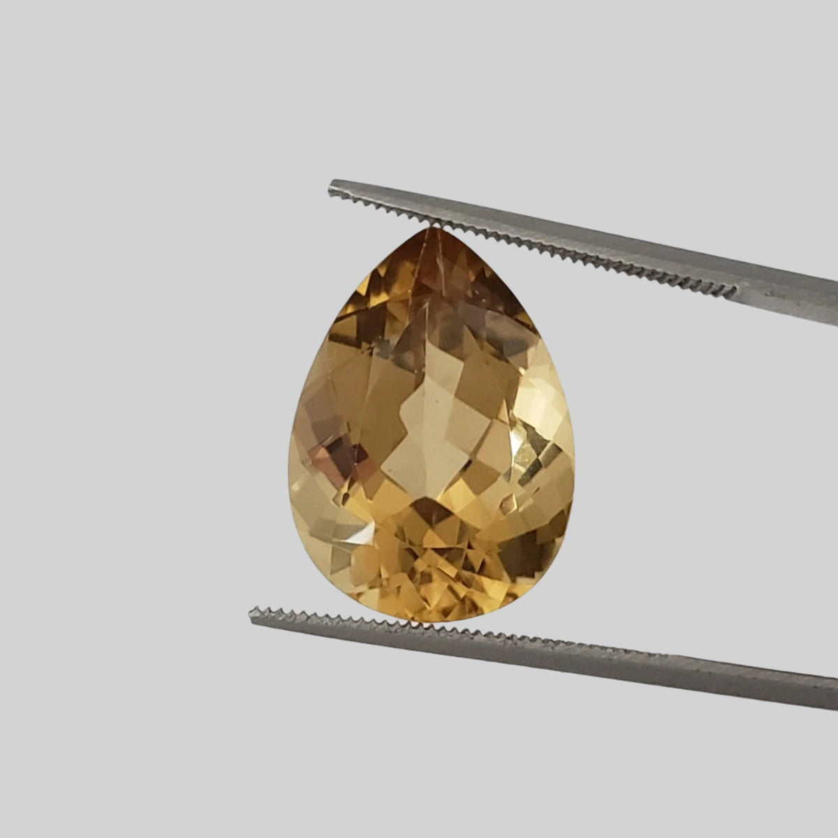  Madeira Citrine | Pear Shape Cut | Golden | 18x13mm 11.3ct 