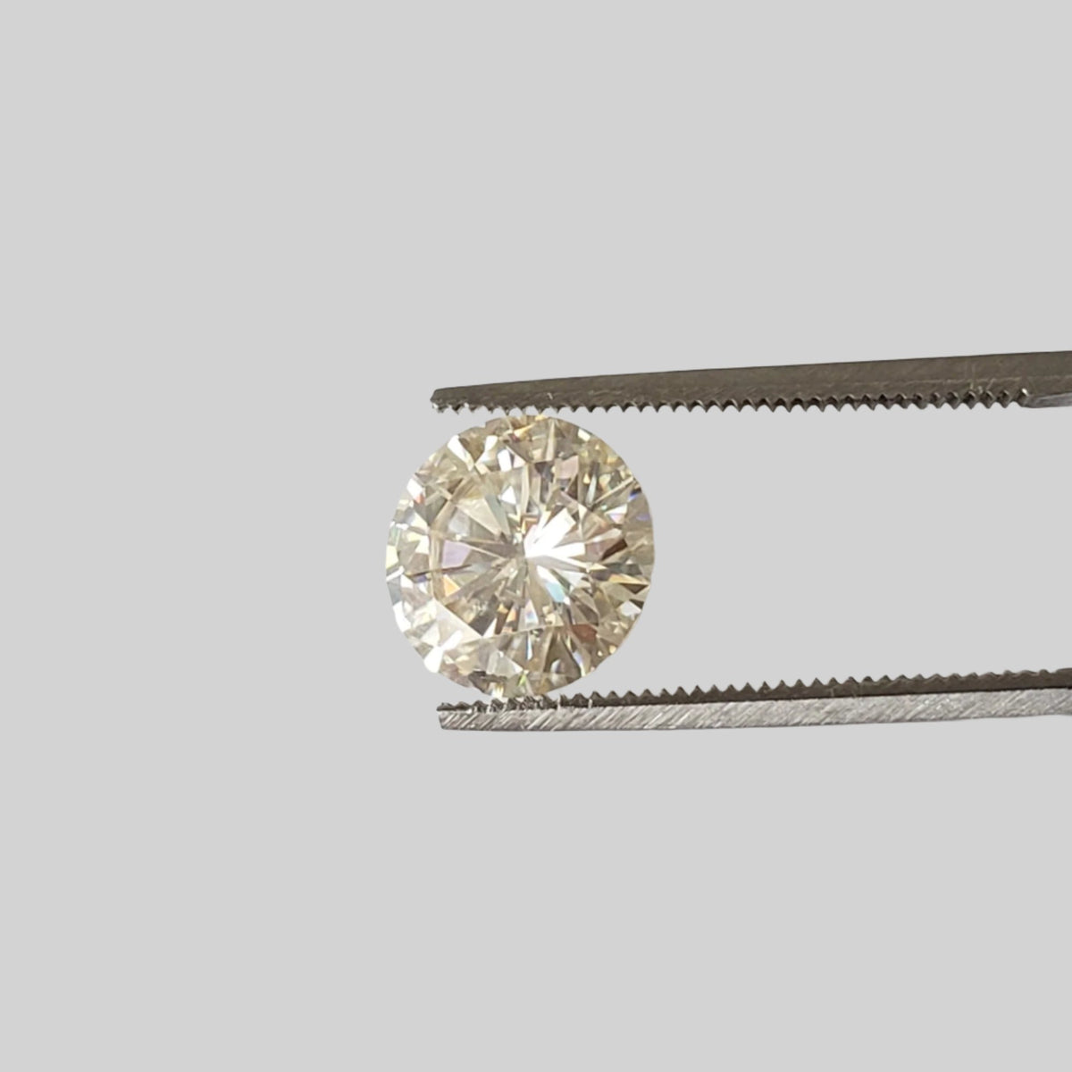  Moissanite | Round Diamond Cut | Pale Yellow | 9mm 