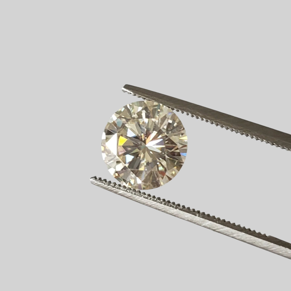  Moissanite | Round Diamond Cut | Pale Yellow | 9mm 