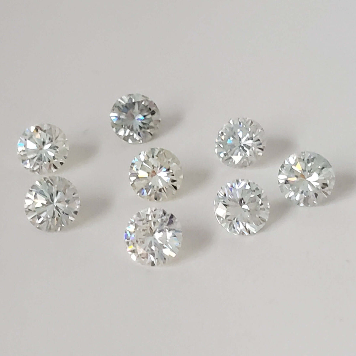  Moissanite | Round Diamond Cut | White | 5mm 