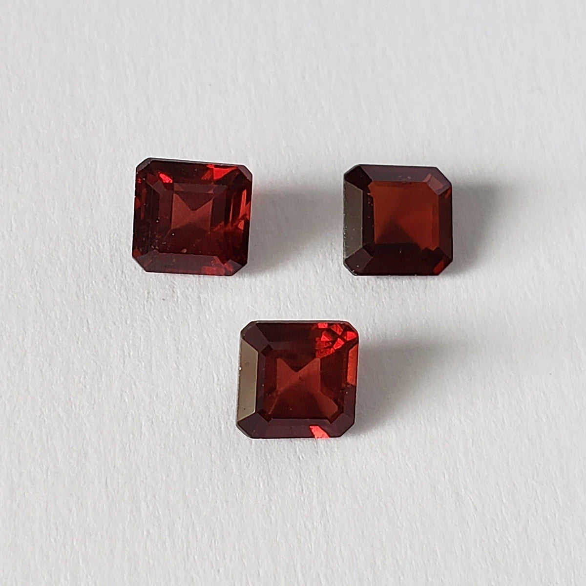  Mozambique Garnet | Square Cut | Untreated | Orange Red | 6x6mm 