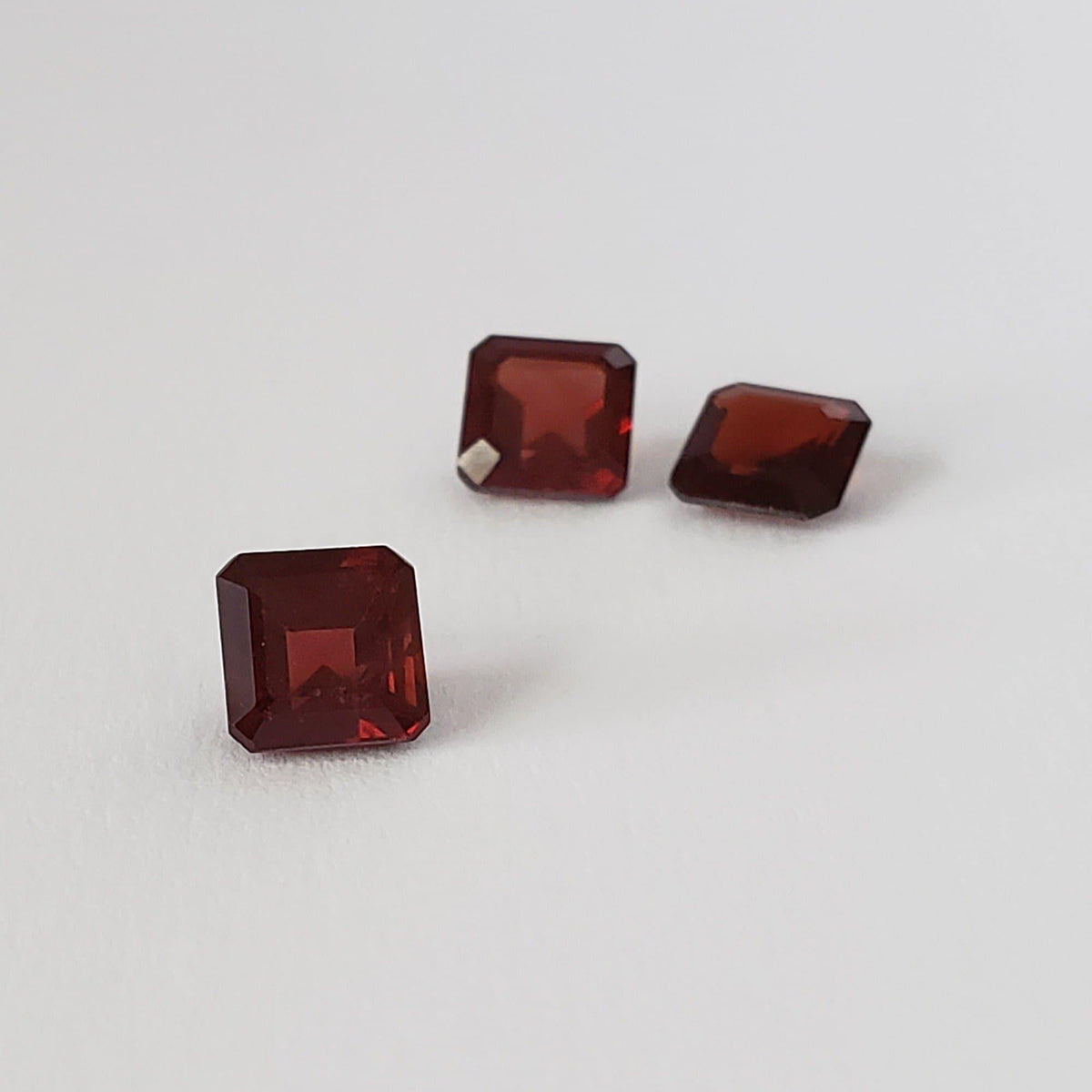  Mozambique Garnet | Square Cut | Untreated | Orange Red | 6x6mm 