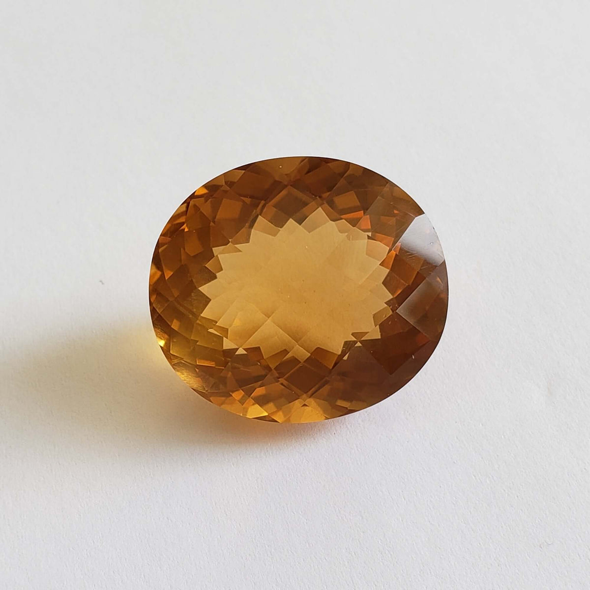  Olive Quartz | Oval Cut | Golden | 28x25mm 