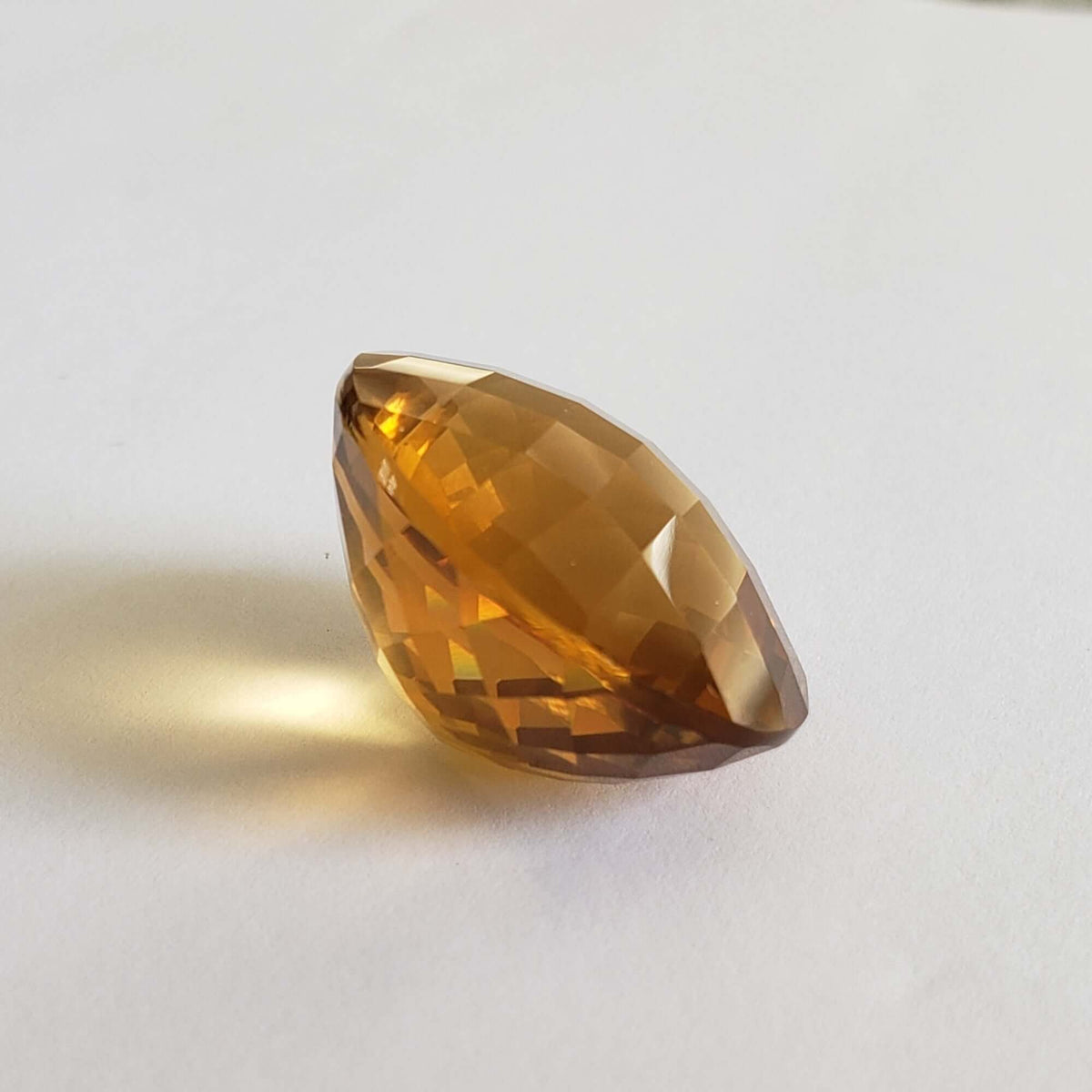  Olive Quartz | Oval Cut | Golden | 28x25mm 