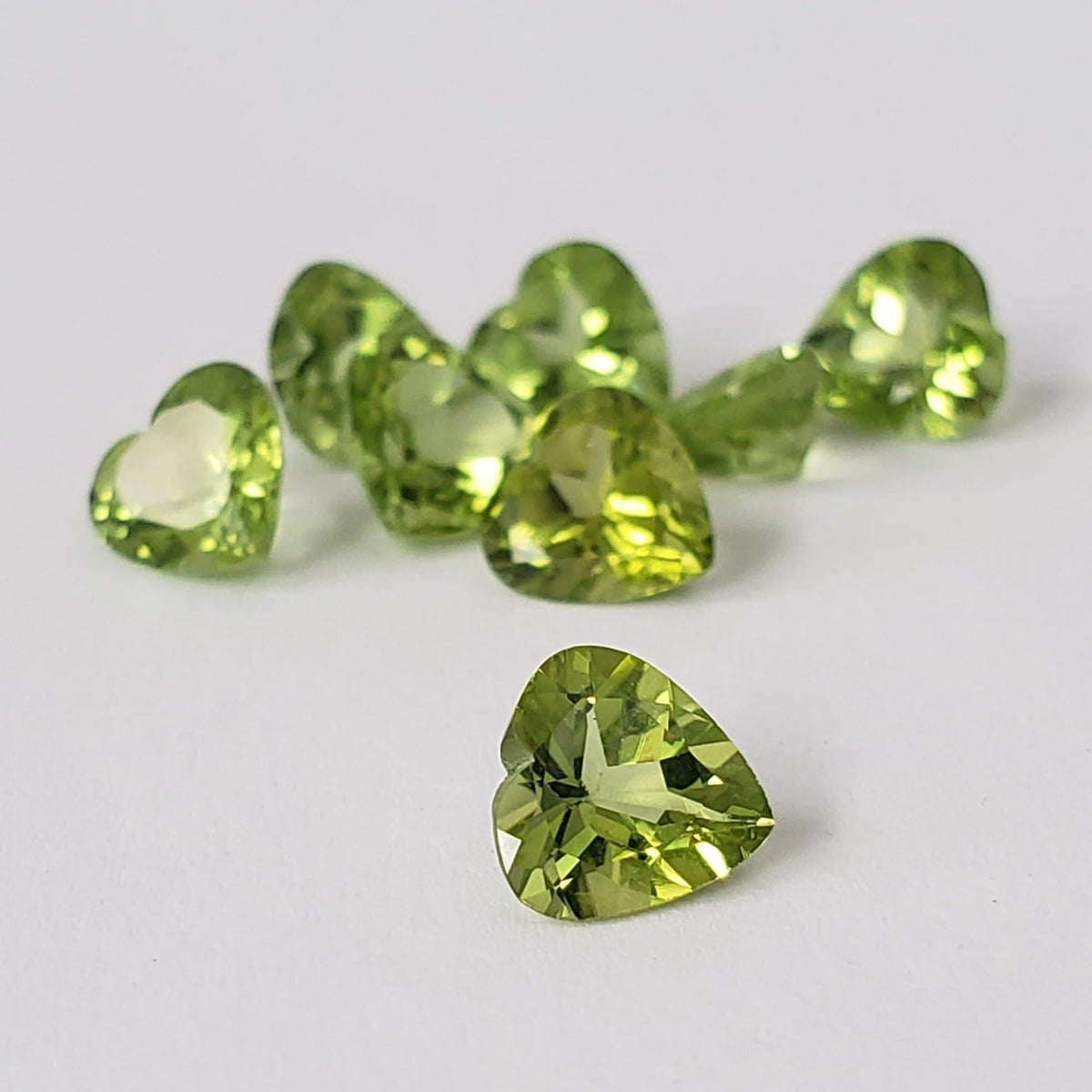 PeridotGemstonesCanagem.com