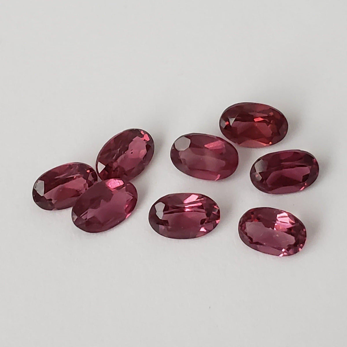 Rhodolite Garnet | Oval Cut | Purplish Red | 6x4mm | Tanzania