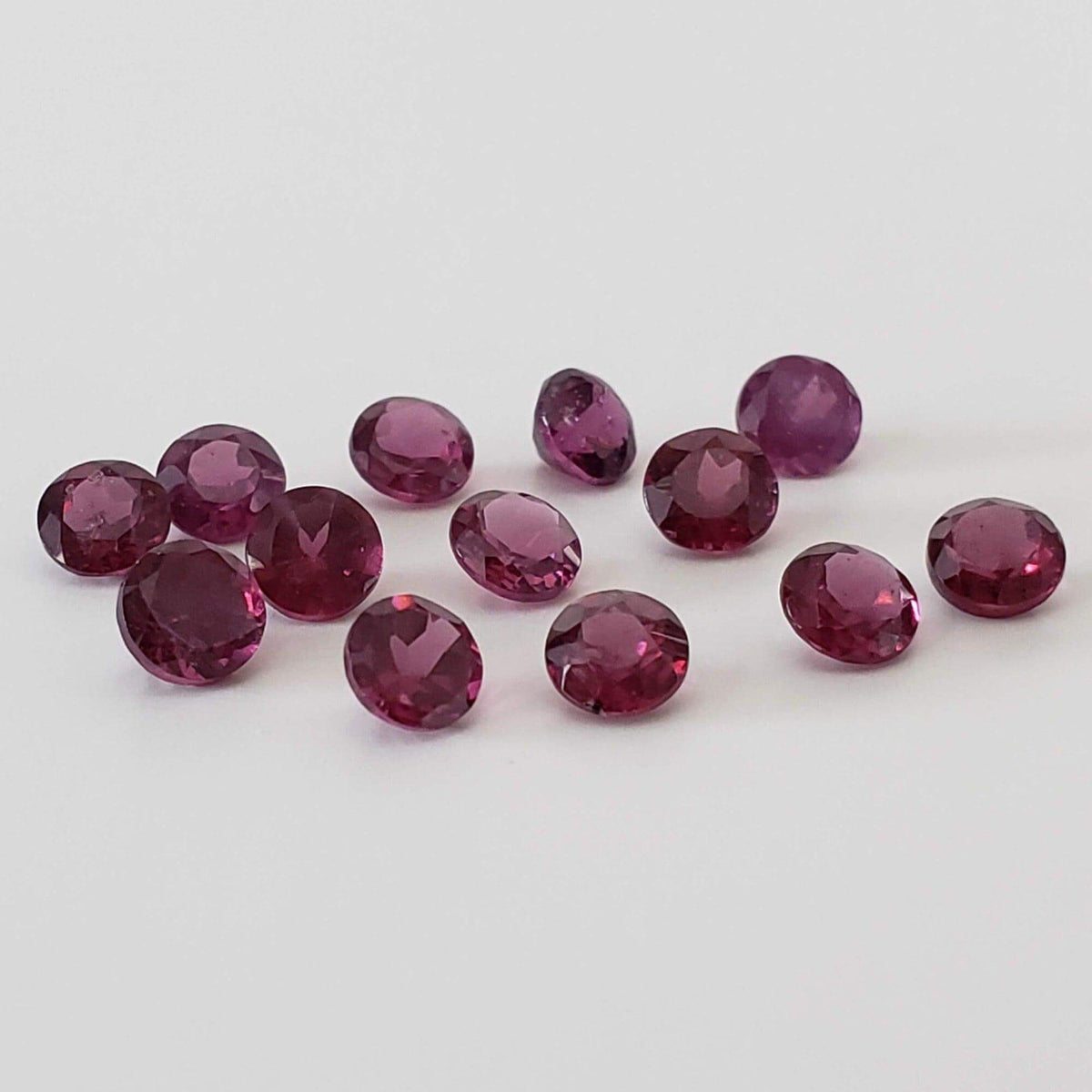  Rhodolite Garnet | Round Cut | Reddish Purple | 4mm 