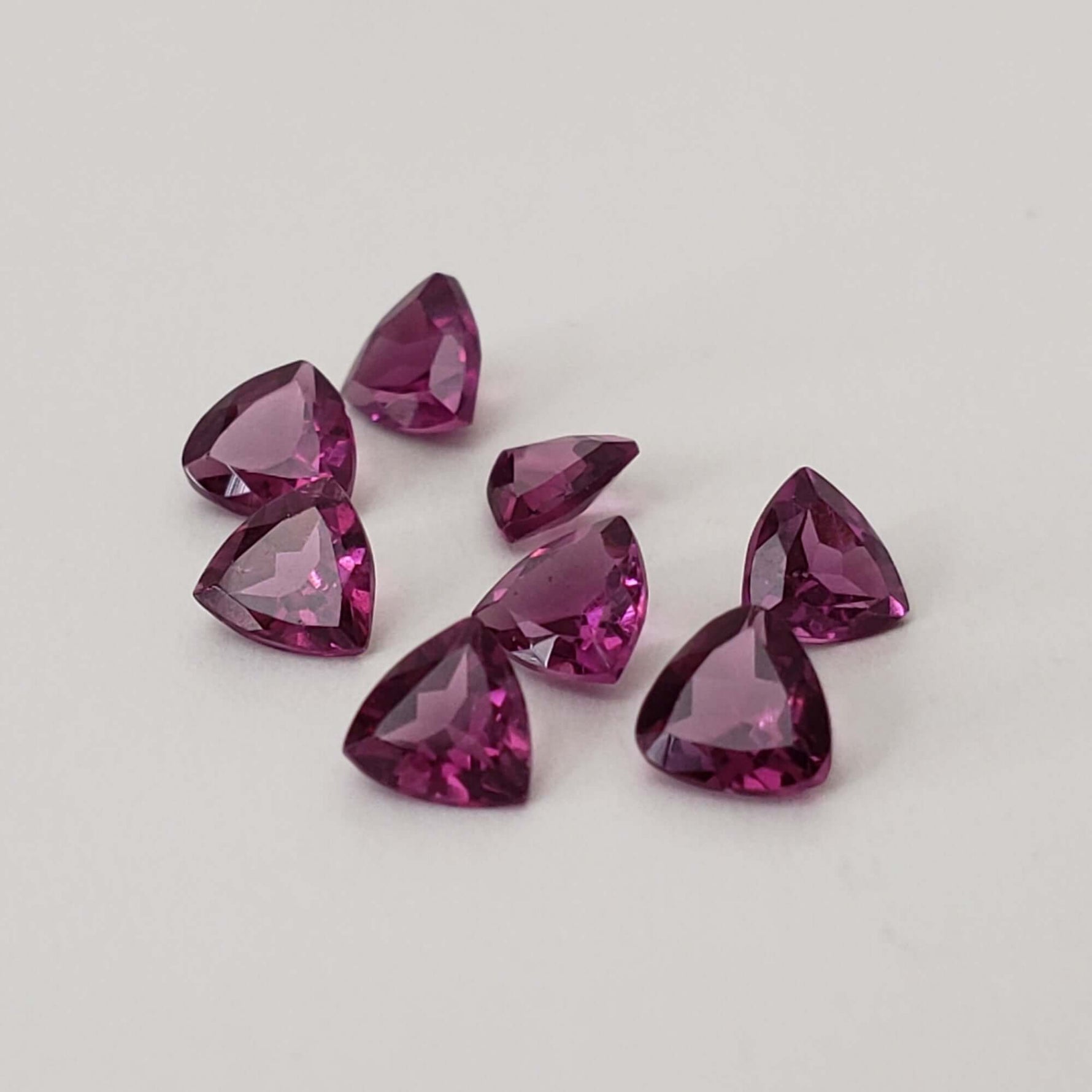  Rhodolite Garnet | Trilliant Cut | Reddish Purple | 4mm 