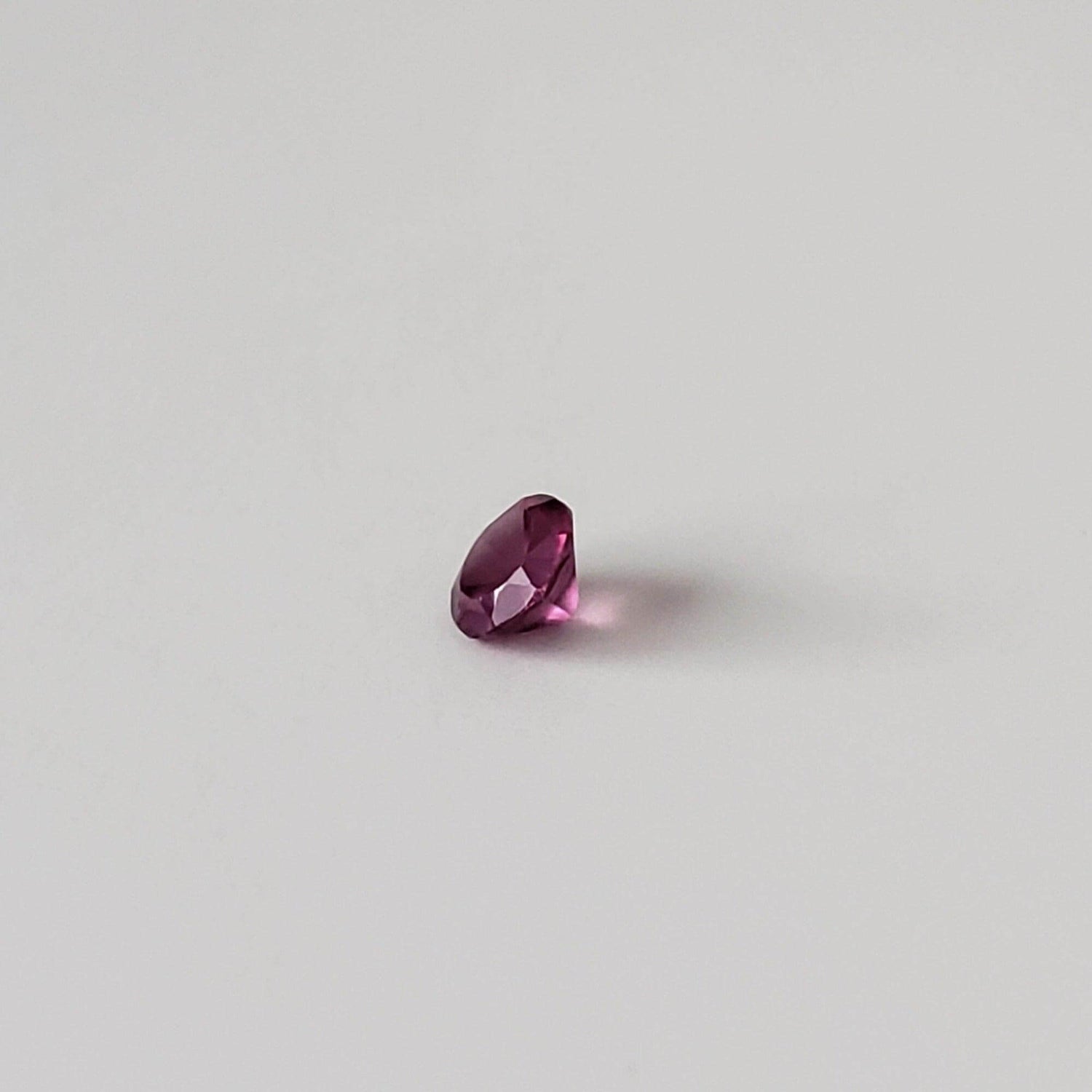 Rhodolite Garnet | Untreated Garnet | Round Cut | Reddish Purple | 3.4mm .22ct