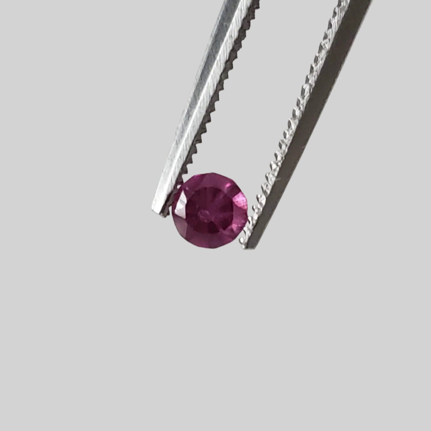  Rhodolite Garnet | Untreated Garnet | Round Cut | Reddish Purple | 3.4mm .22ct 