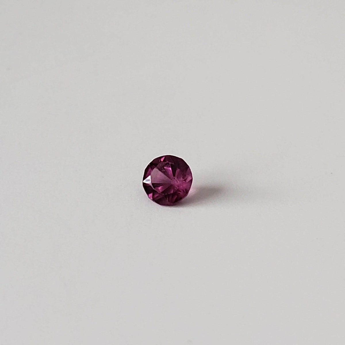  Rhodolite Garnet | Untreated Garnet | Round Cut | Reddish Purple | 3.4mm .22ct 