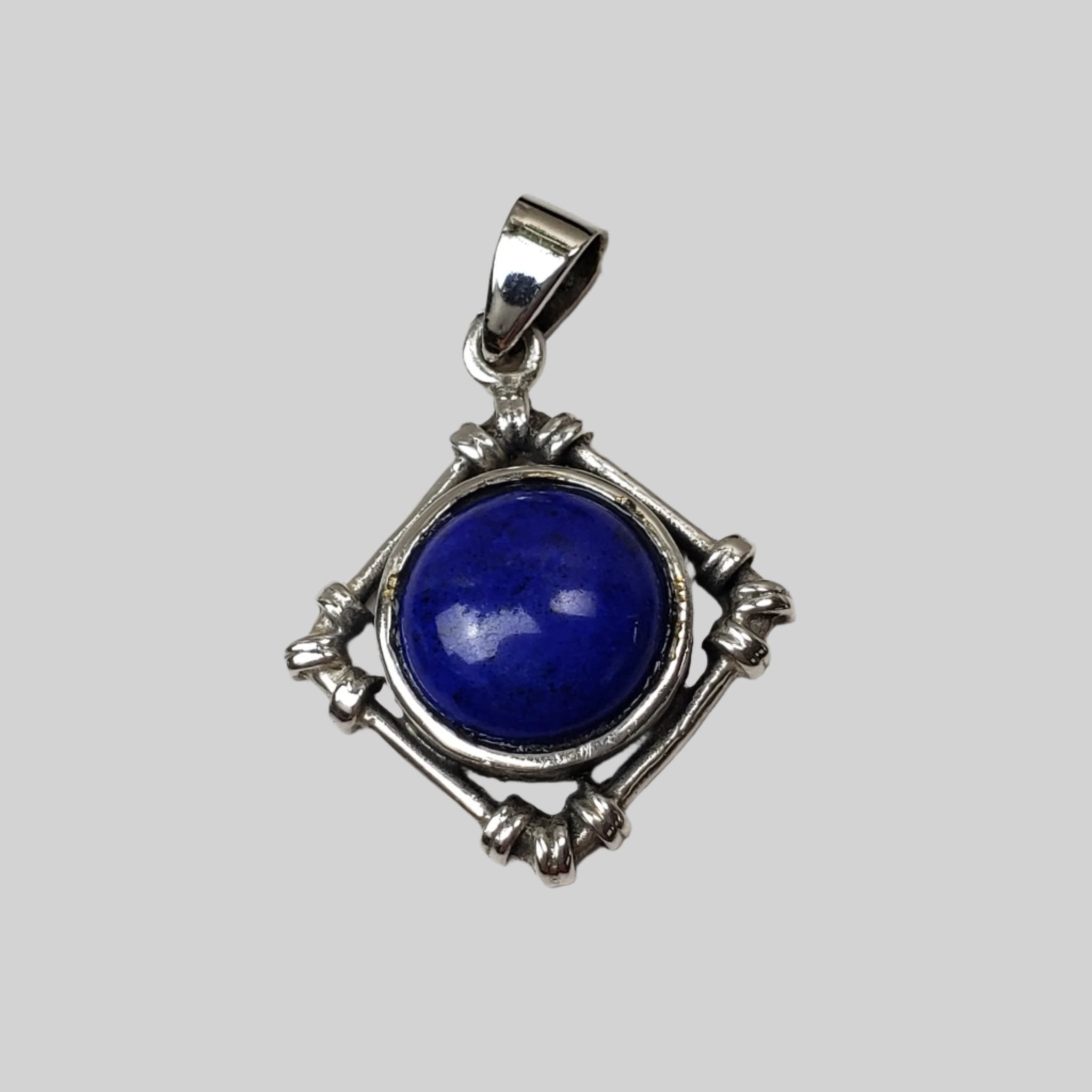 925 Sterling Silver good lapis pendant