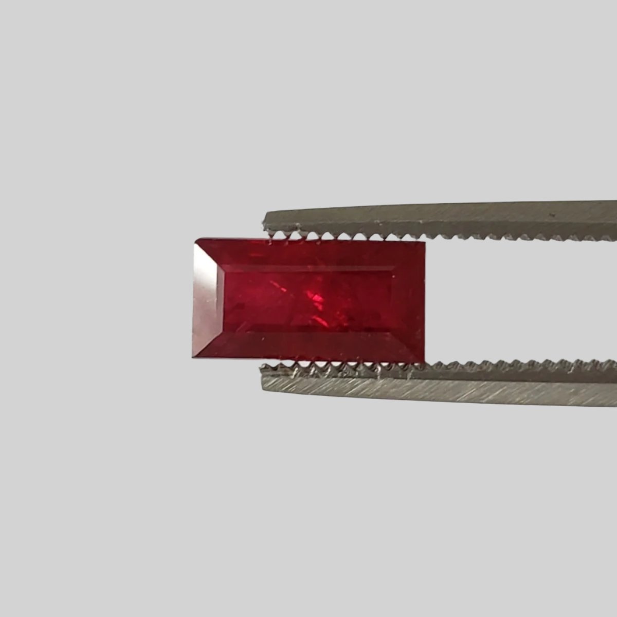  Ruby | Baguette Cut | Pigeon Blood Red | 7.6x4mm | Madagascar 