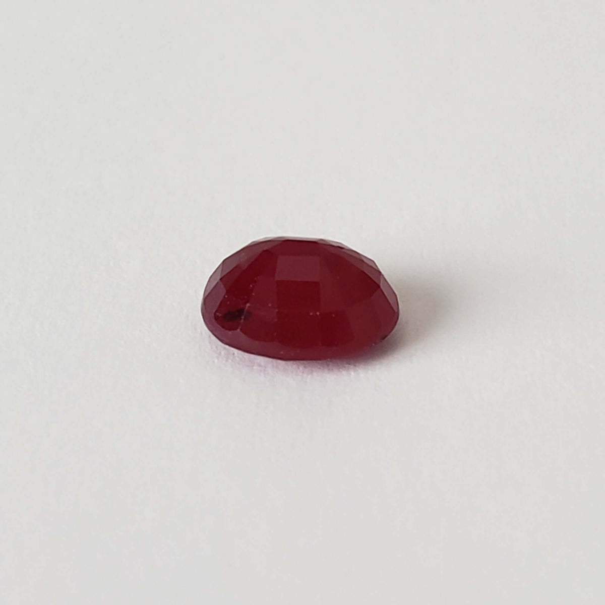  Ruby | Oval Cut | Top Pigeon Blood Red | 7.5x6.3mm 1.85ct | Myanmar 