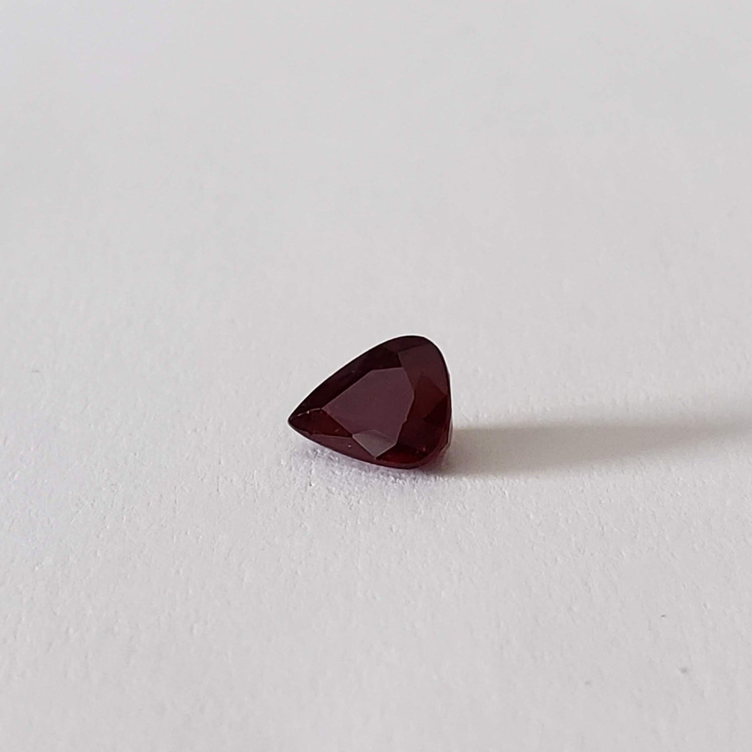 Ruby | Pear Shape Cut | Pigeon Blood Red | 7.6x5.9mm 1.46ct | Madagascar
