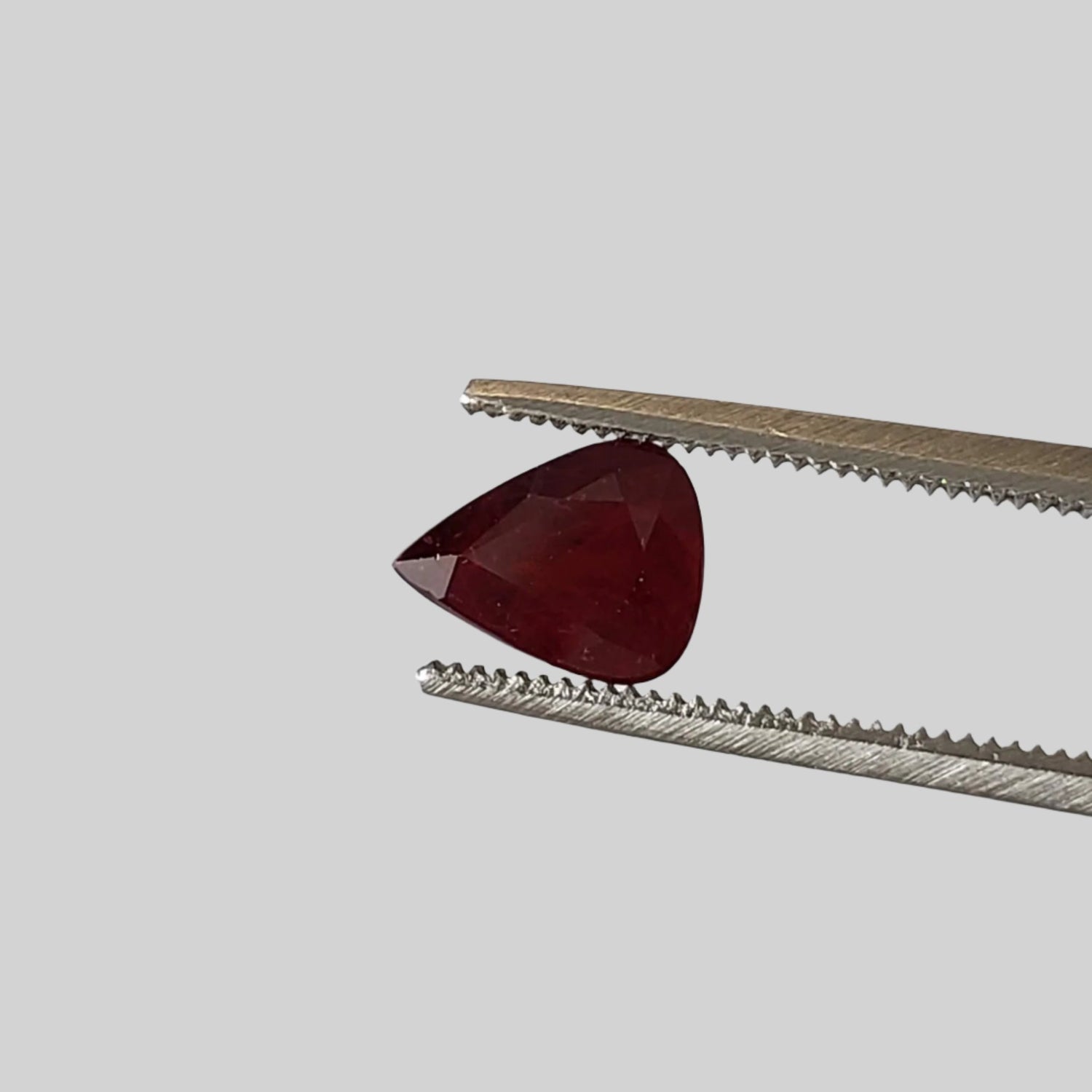  Loose Ruby Pear Shape Cut Pigeon Blood Red 1.46ct 