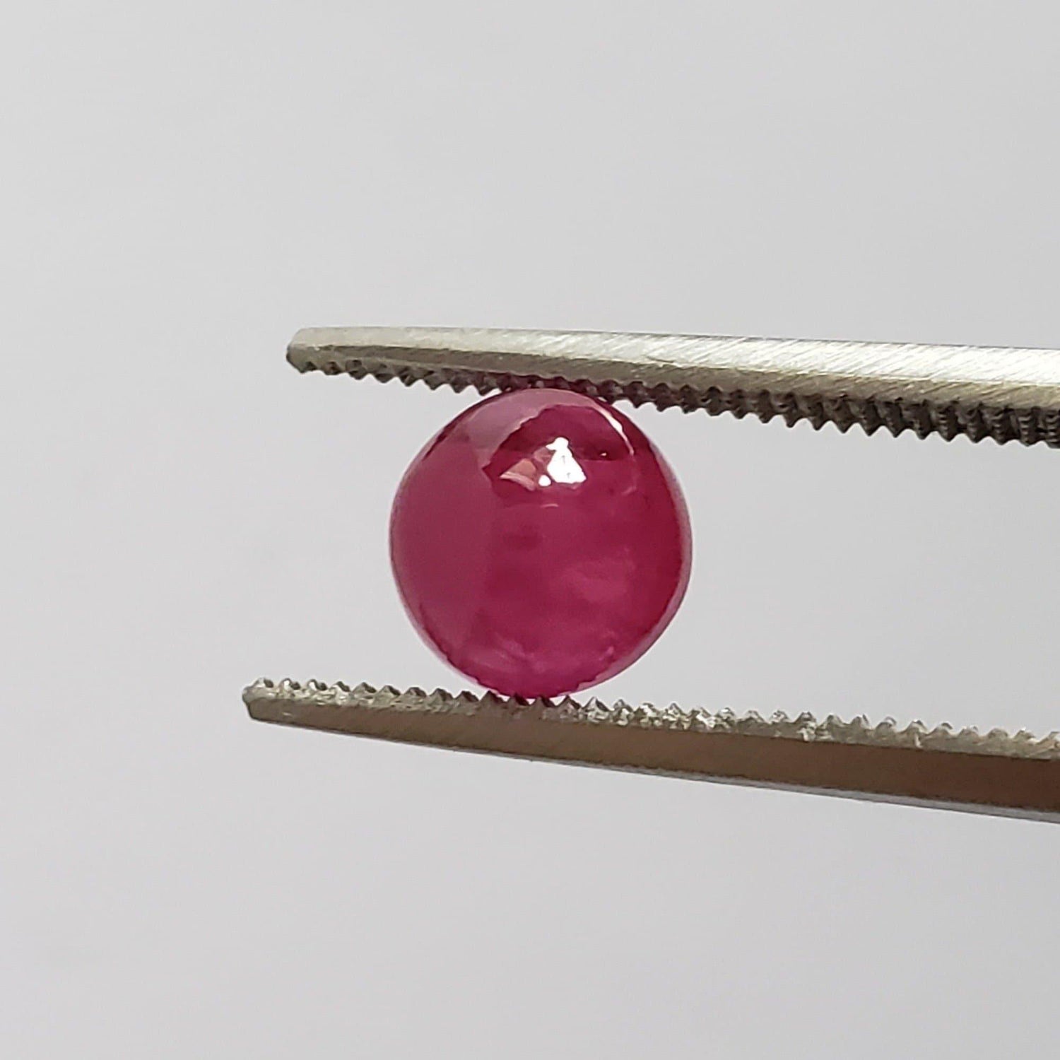 Ruby | Round Cabochon | Pigeon Blood | 6mm 1.96ct