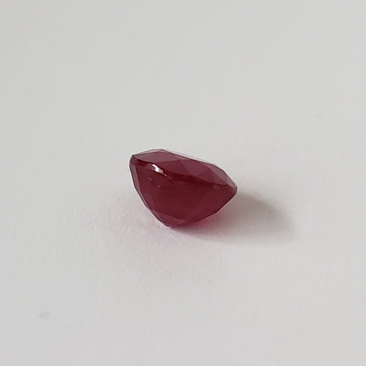  Ruby | Round Cut | Pigeon Blood Red | 6mm 