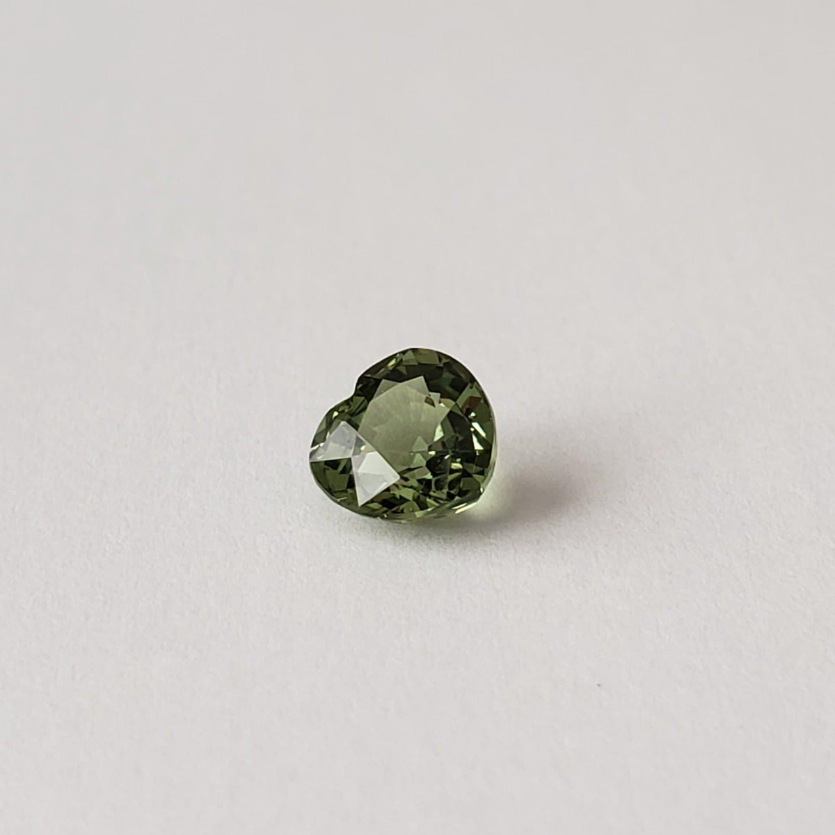 Sapphire | Heart Shape Cut | Lime Green | 6.5mm 1.40ct