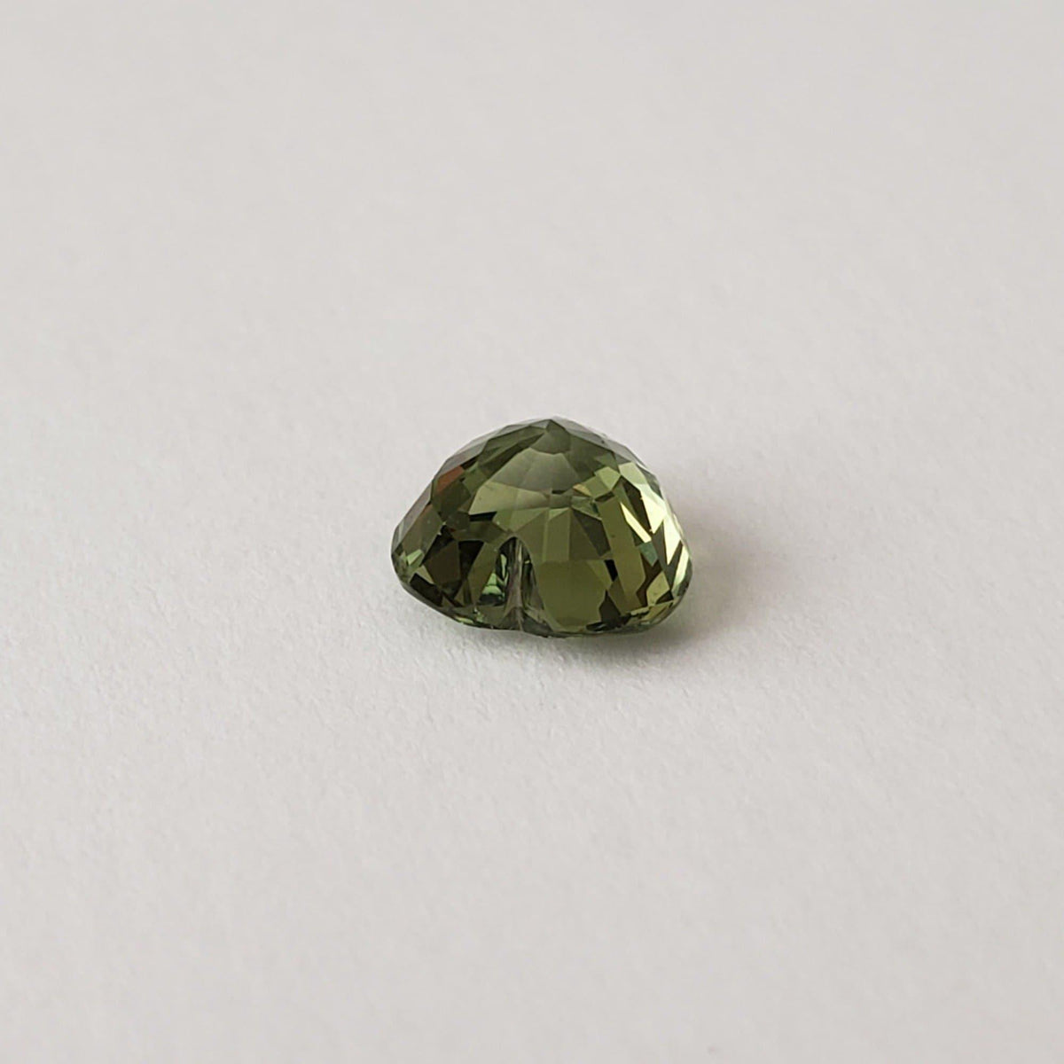  Sapphire | Heart Shape Cut | Lime Green | 6.5mm 1.40ct 