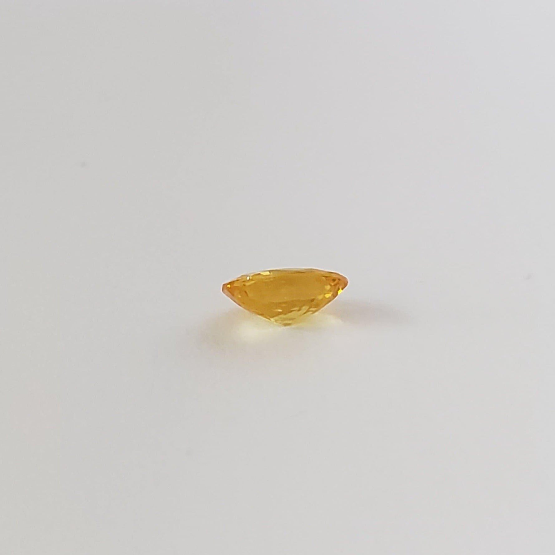 Sapphire | Oval Cut | Canary Yellow | 6x5mm 0.65ct
