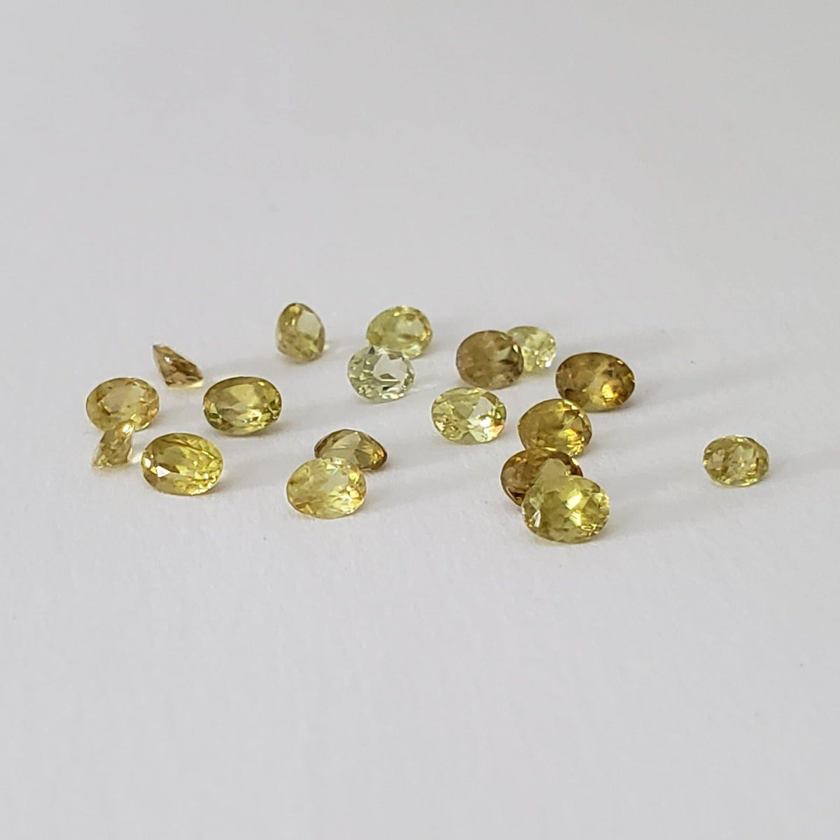 Sphene | Oval Cut | Canary Yellow | 4x3mm