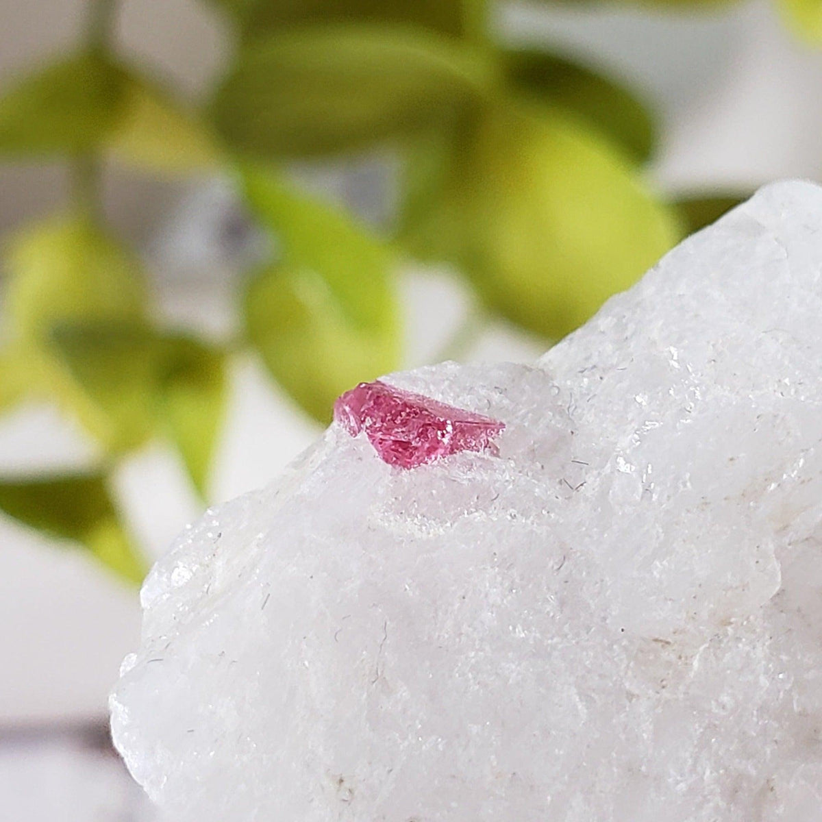 Spinel Crystal in Marble Host | Red Spinel | 29 gr, 145.7 ct | Mogok, Myanmar