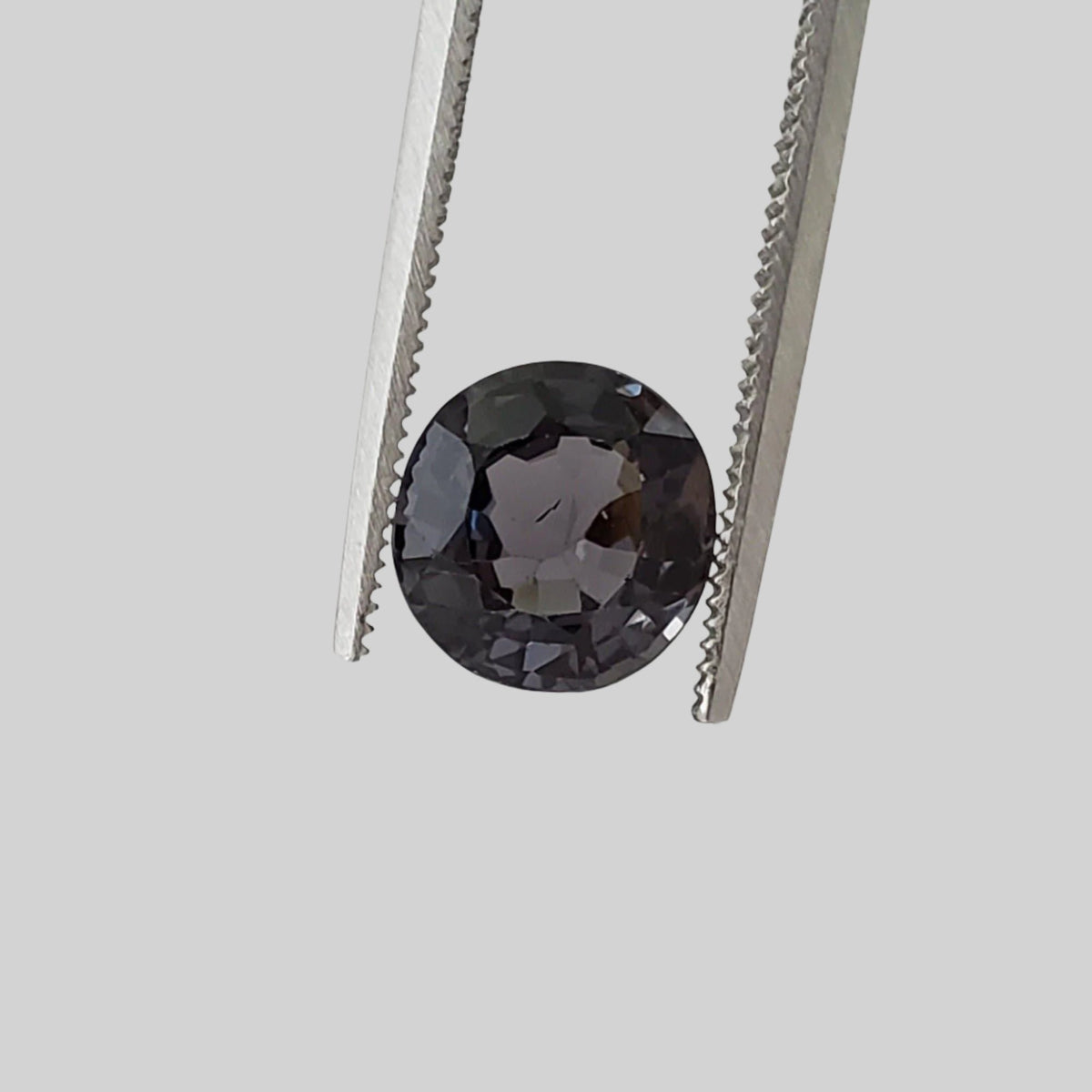 Spinel | Oval Cut | Deep Gray | Natural | 8x7.7mm 1.94ct