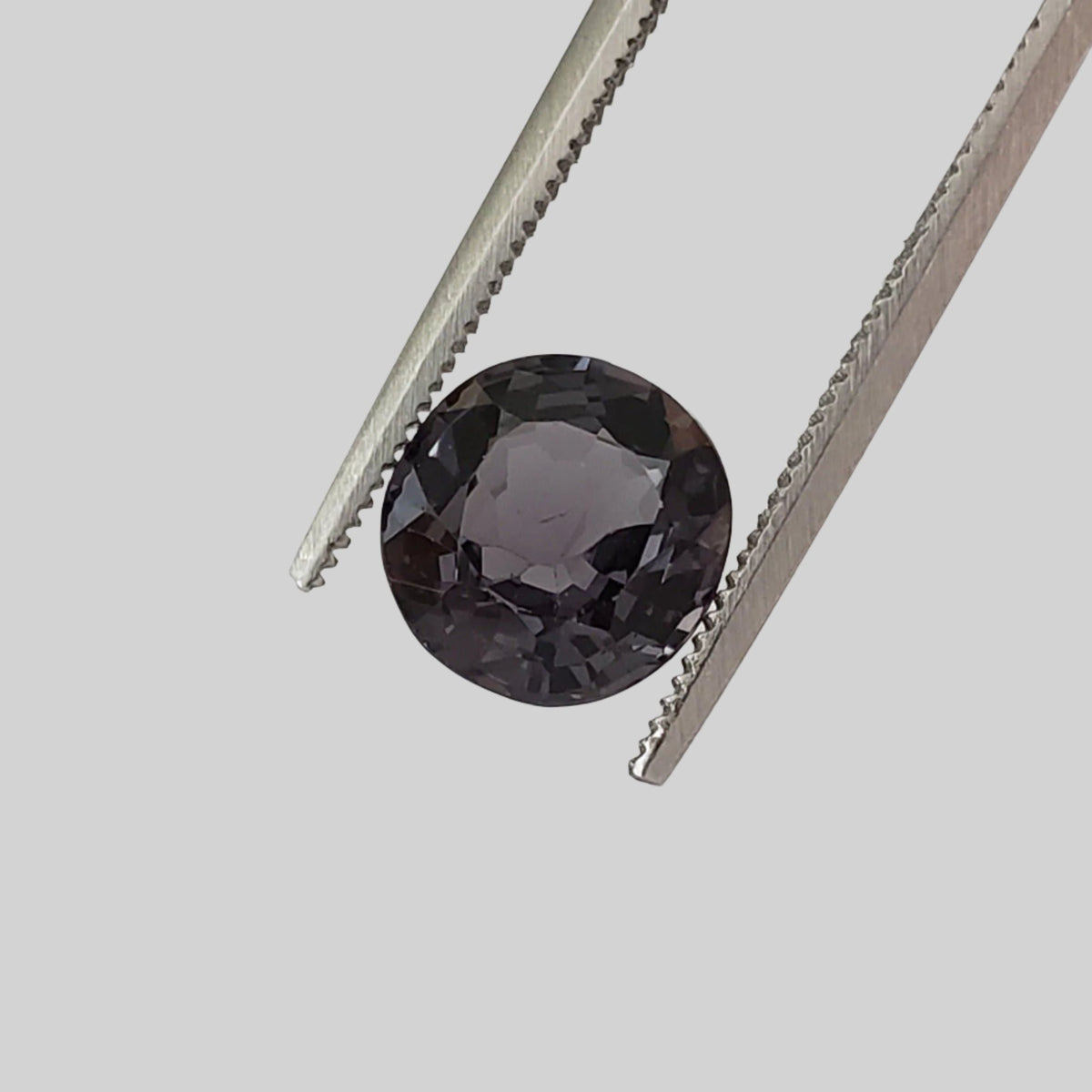 Spinel | Oval Cut | Deep Gray | Natural | 8x7.7mm 1.94ct