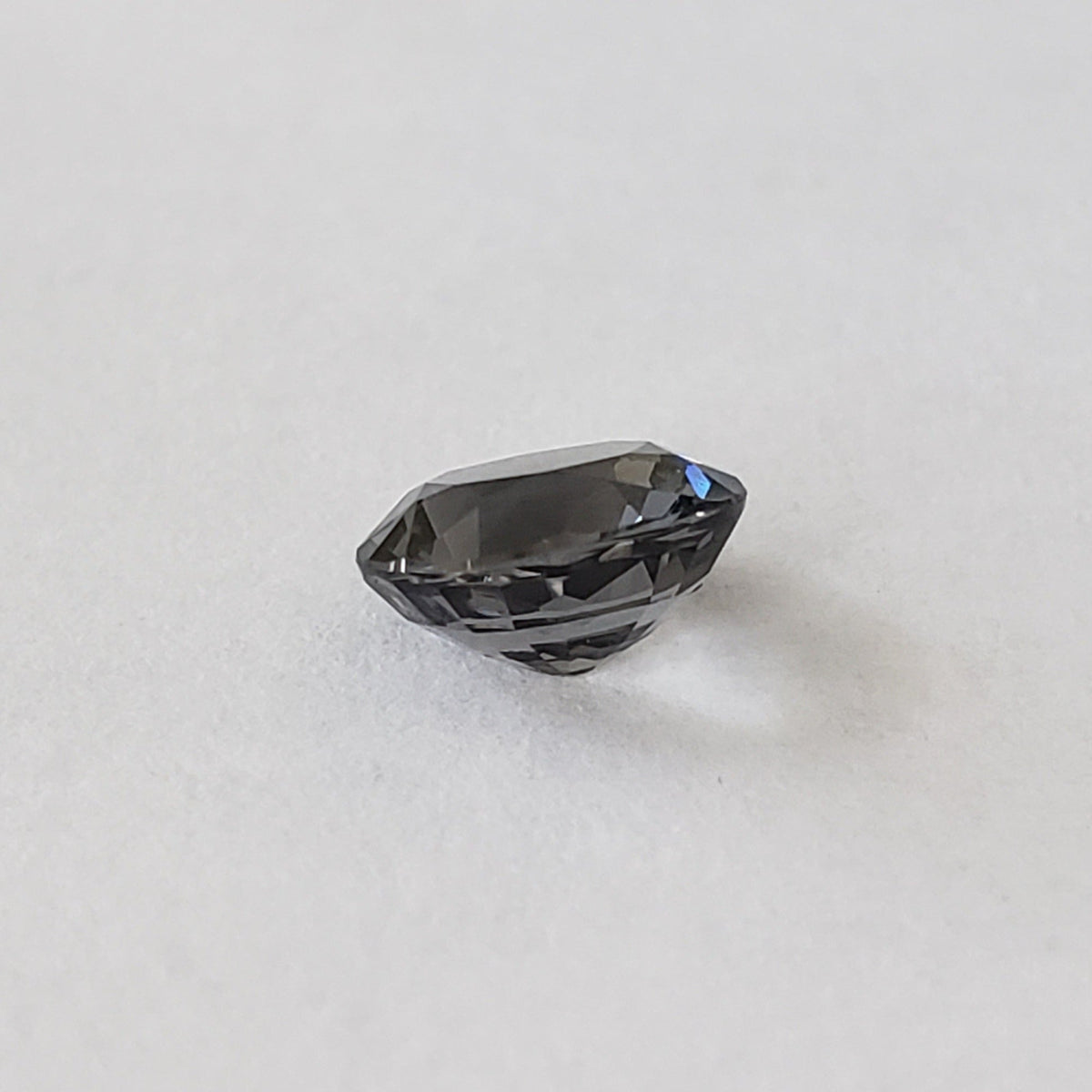  Spinel | Rare Titanium | Oval Cut | 6.8X6 mm 