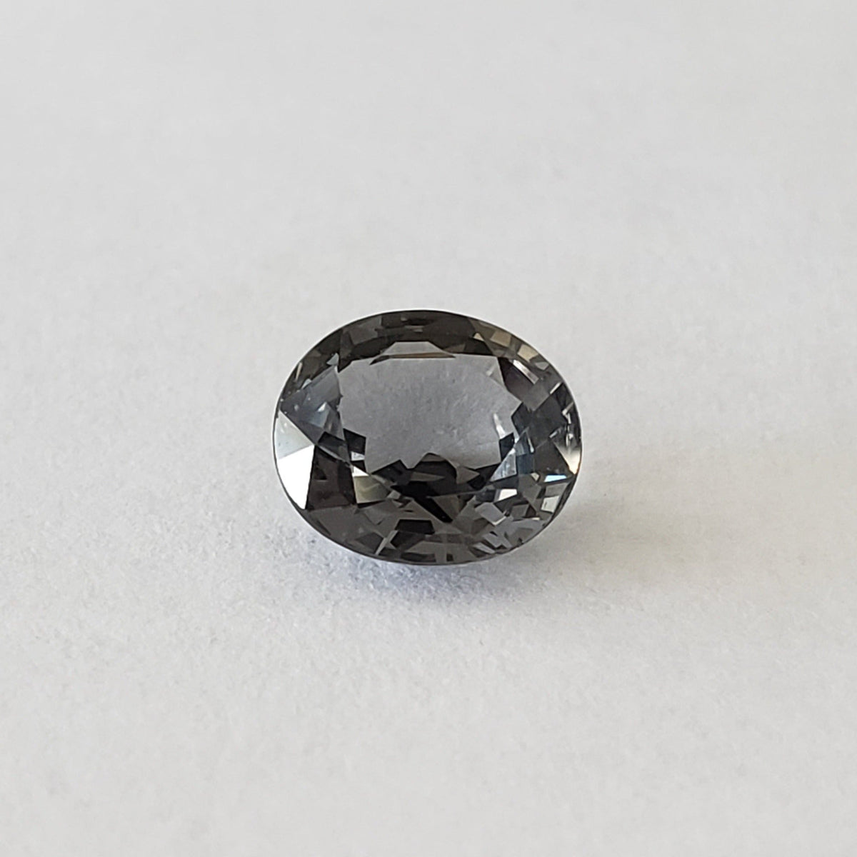  Spinel | Rare Titanium | Oval Cut | 6.8X6 mm 